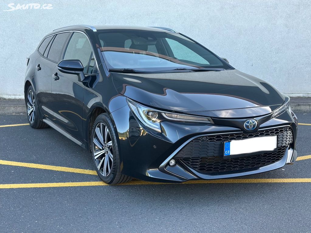 Toyota Corolla, 2,0hybrid,GRpaket,DPH,1.majČr