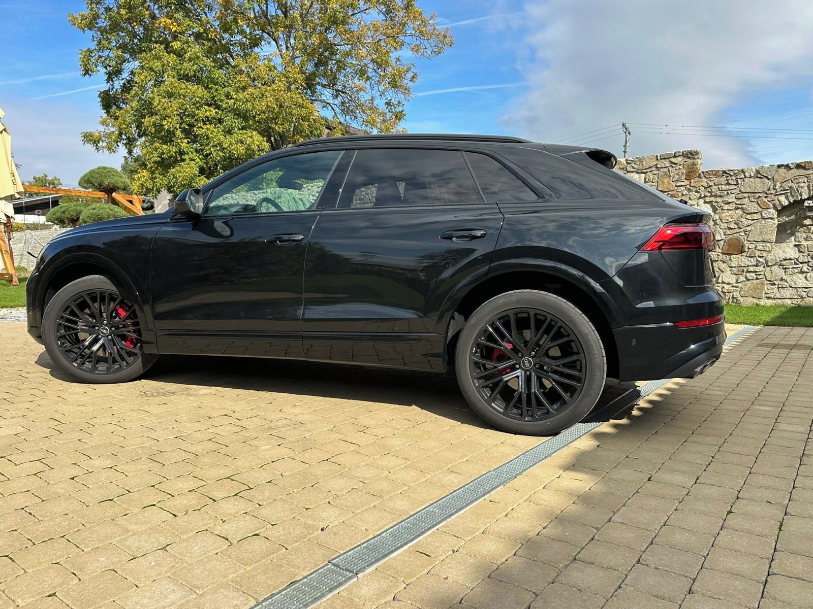 Audi SQ8, Audi SQ8 TFSI quattro 373KW - fotka 4