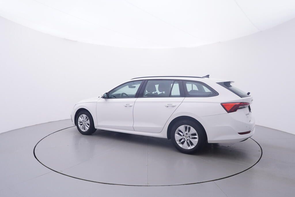 Škoda Octavia, Ambition 2.0 TDI 85 kW - fotka 3