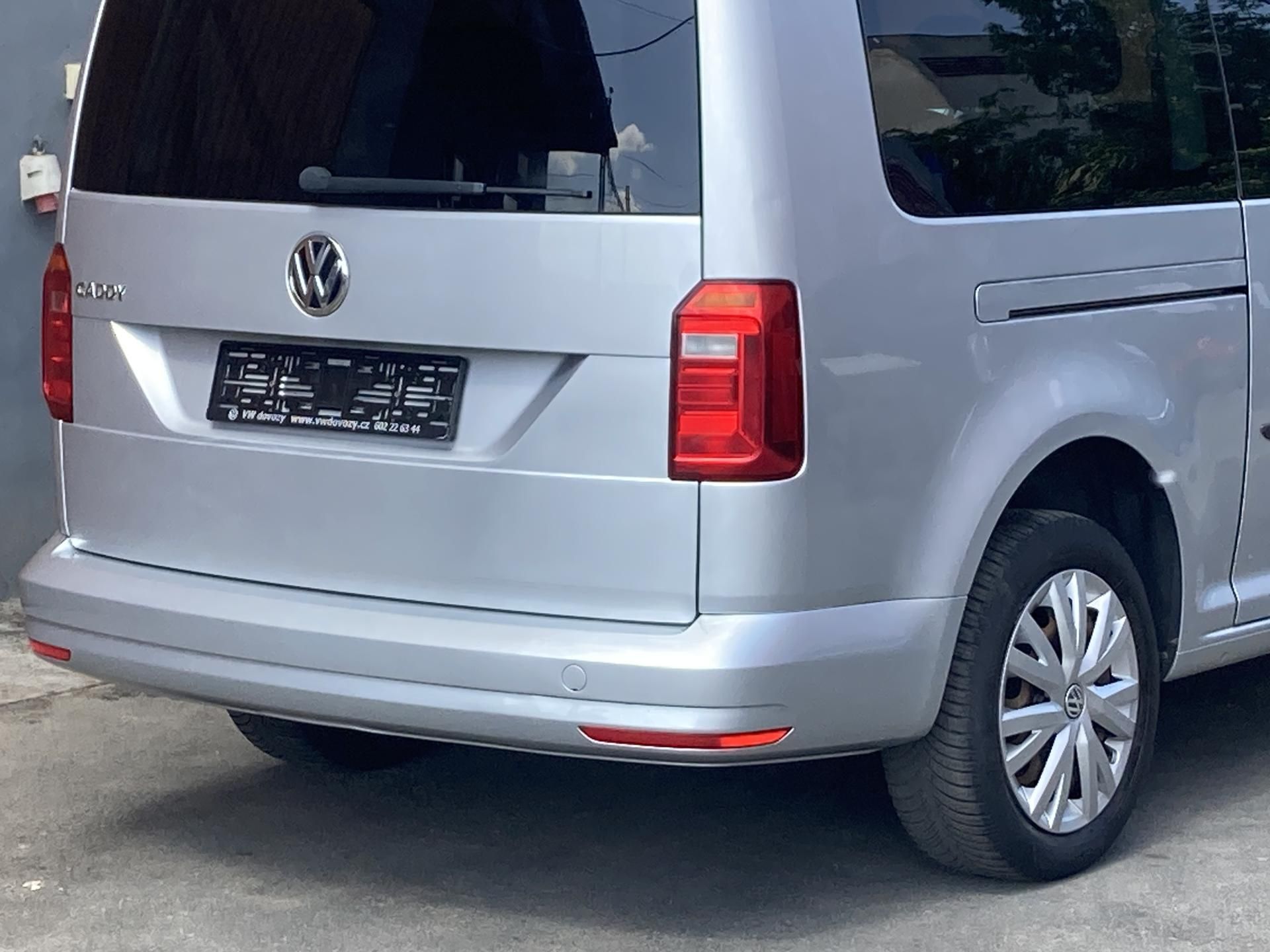 Volkswagen Caddy, MAXI 2,0TDi 7 míst záruka km - fotka 5