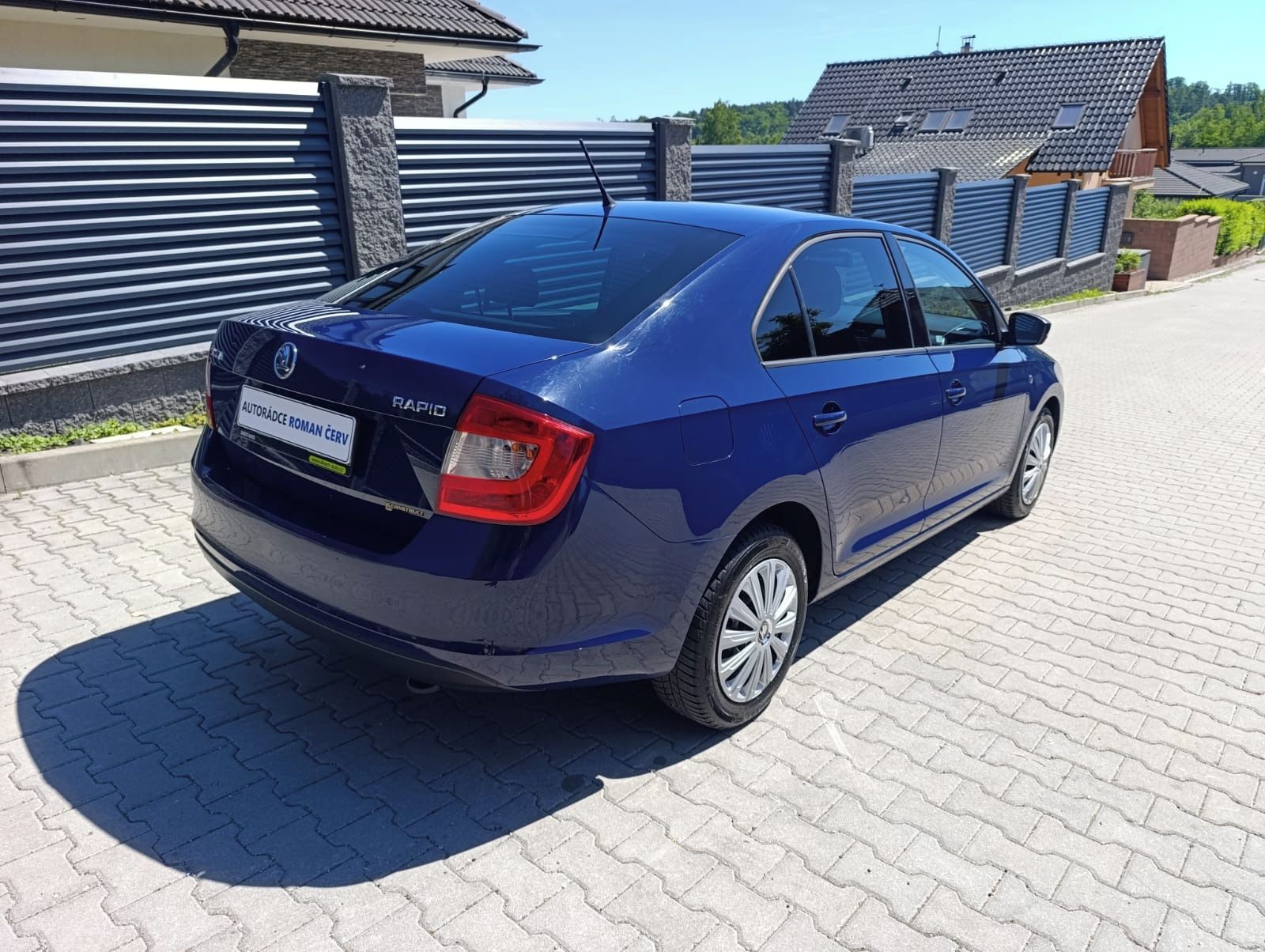 Škoda Rapid, 2.maj,ČR,serv.h.záruka,CEBIA! - fotka 4