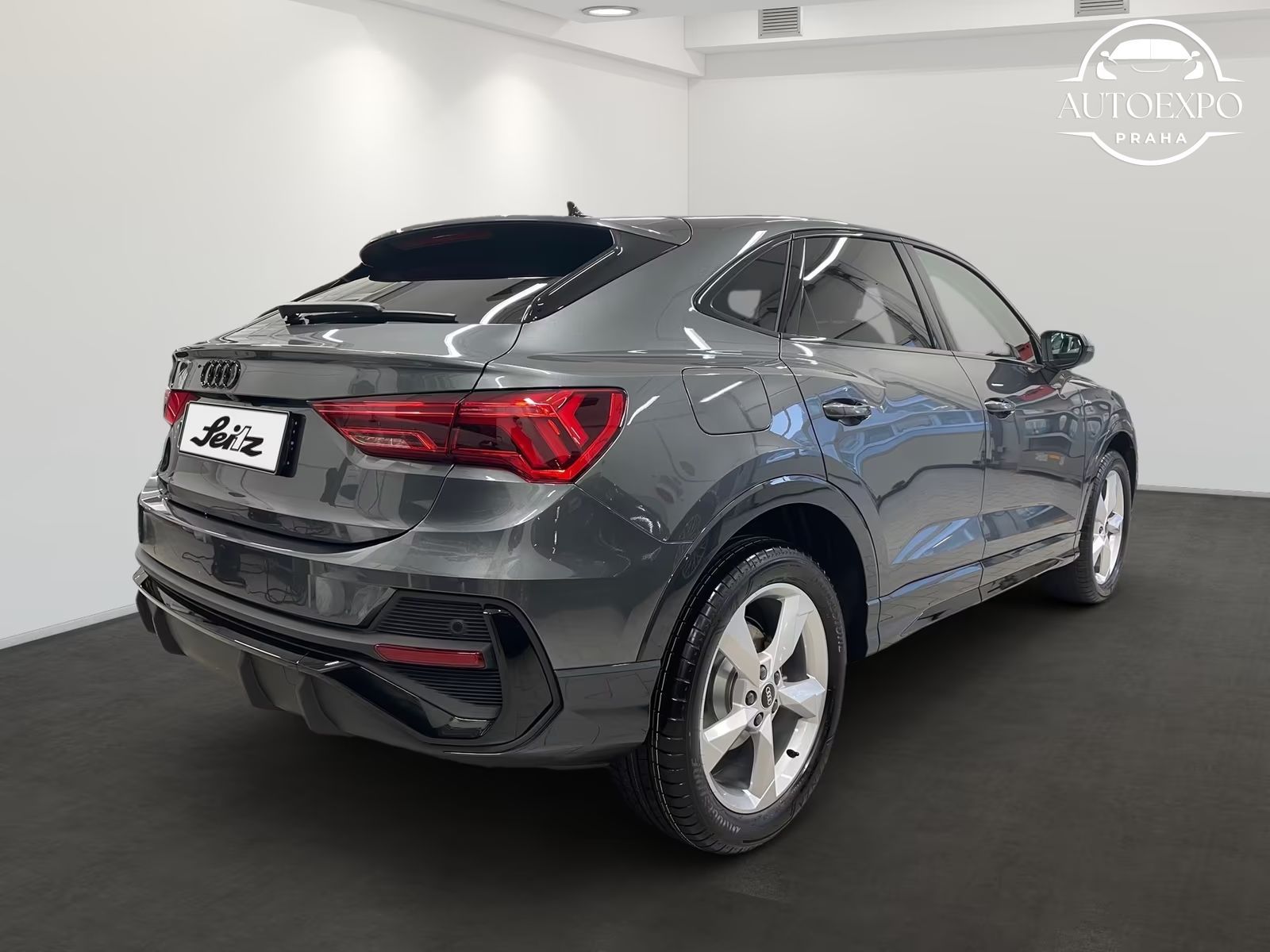 Audi Q3, Sportback 35 TDI S line *NAVI* - fotka 4