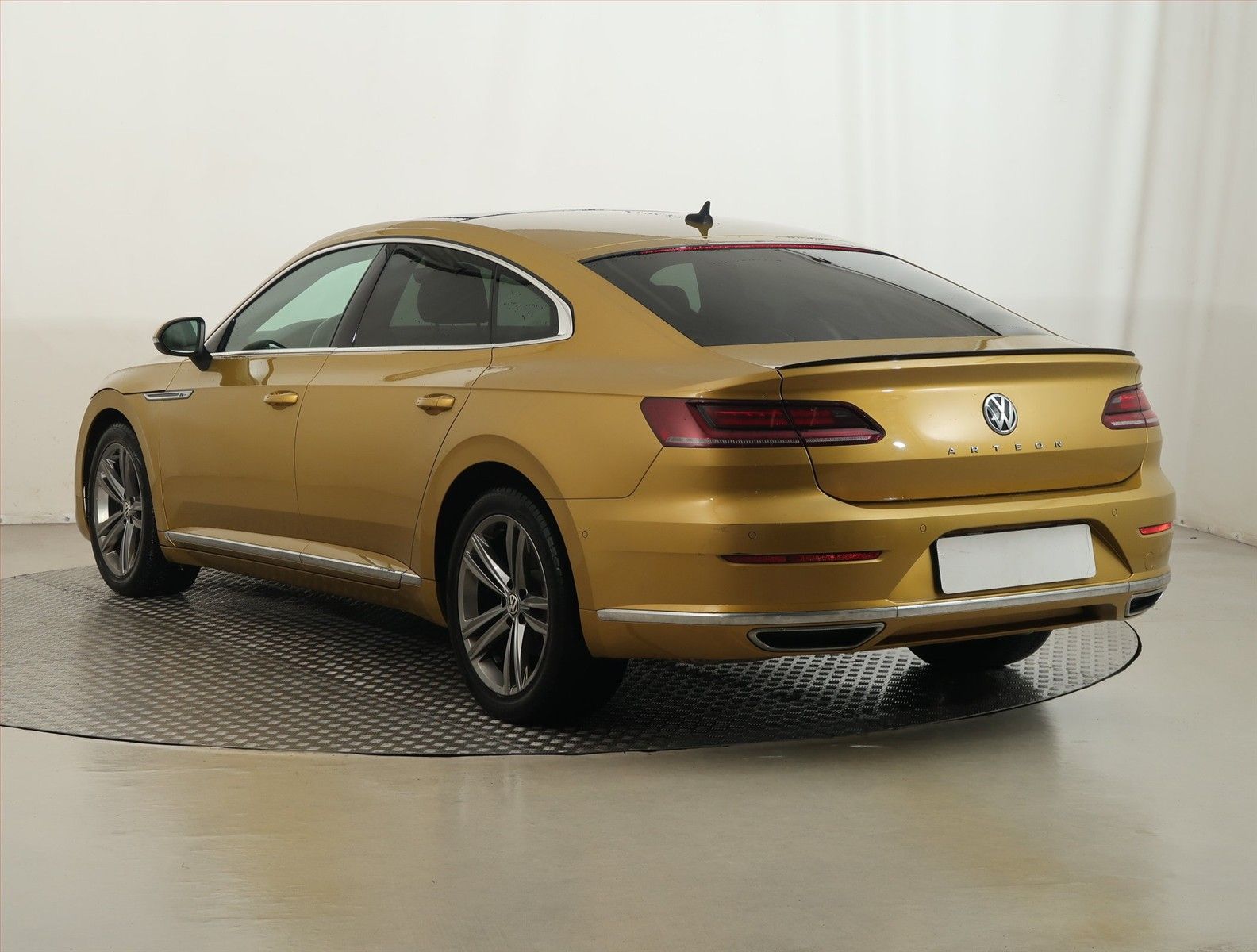 Volkswagen Arteon, 2.0 TDI, NOVÁ CENA, Automat - fotka 4