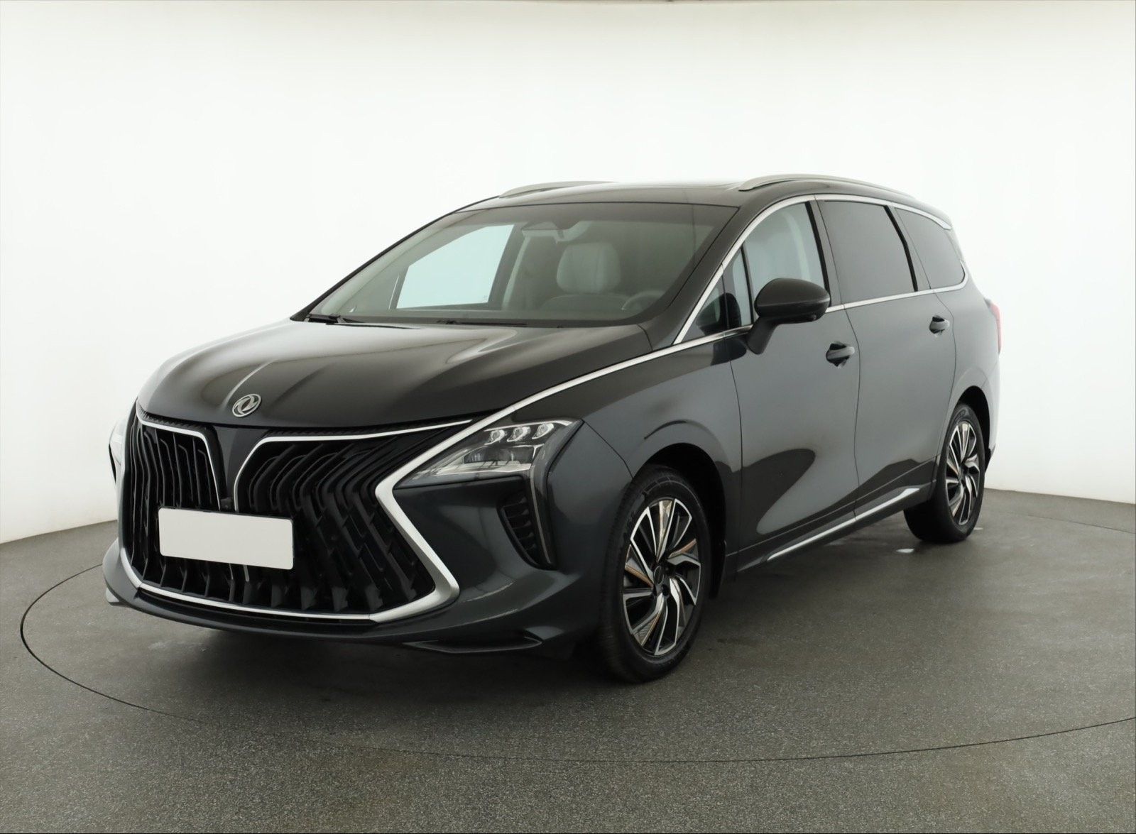 Dongfeng U-Tour, 1.5 Turbo, Automat, 7 míst - fotka 2