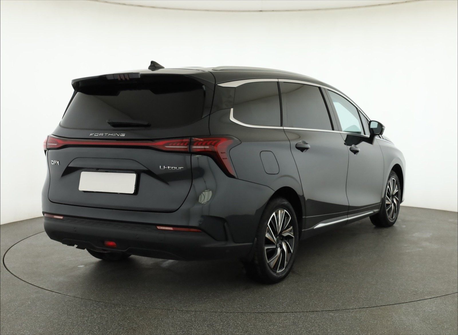 Dongfeng U-Tour, 1.5 Turbo, Automat, 7 míst - fotka 5