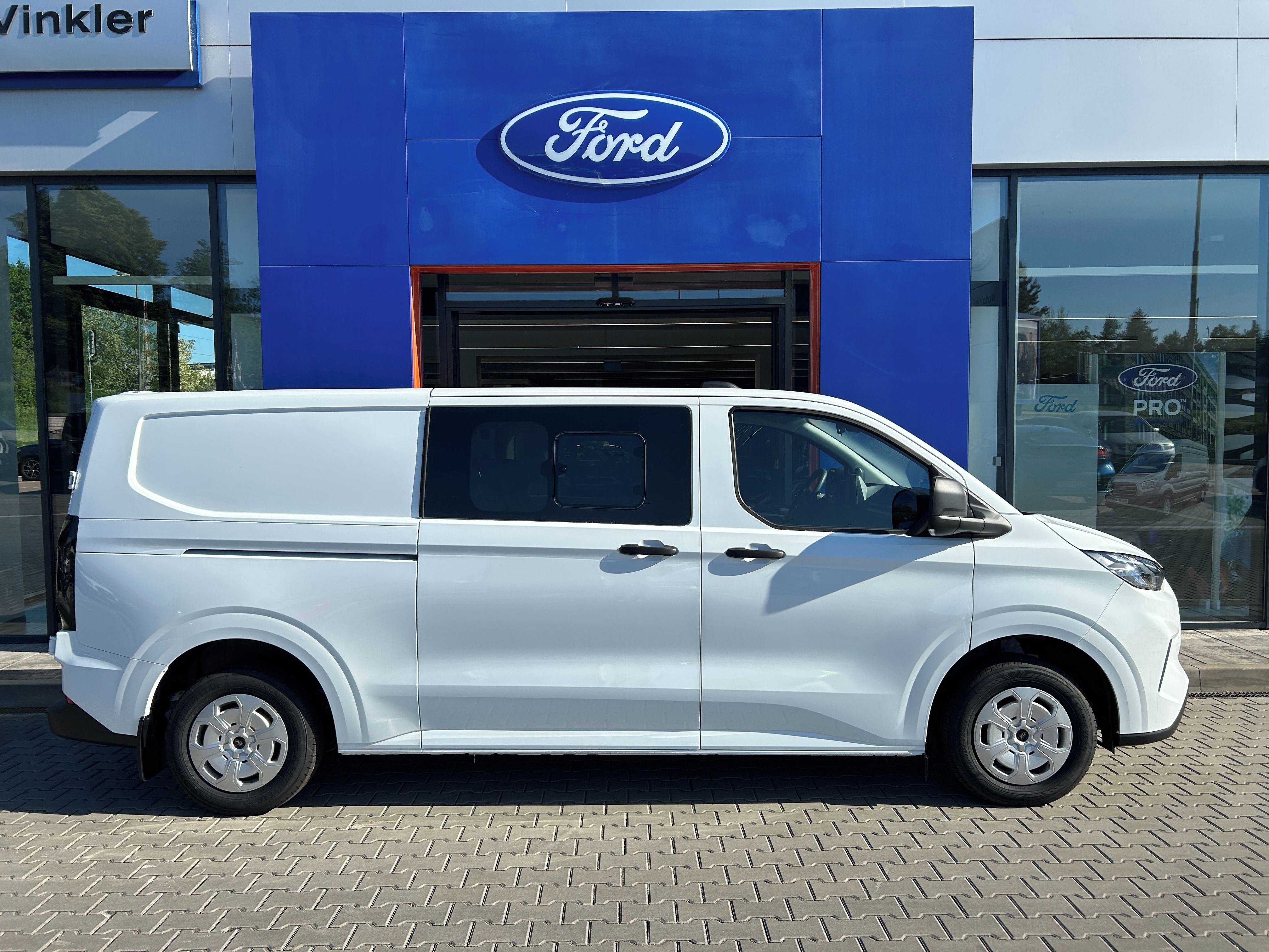 Ford Transit Custom, 2.0 EcoBlue Trend 320 L2 100kW - fotka 3
