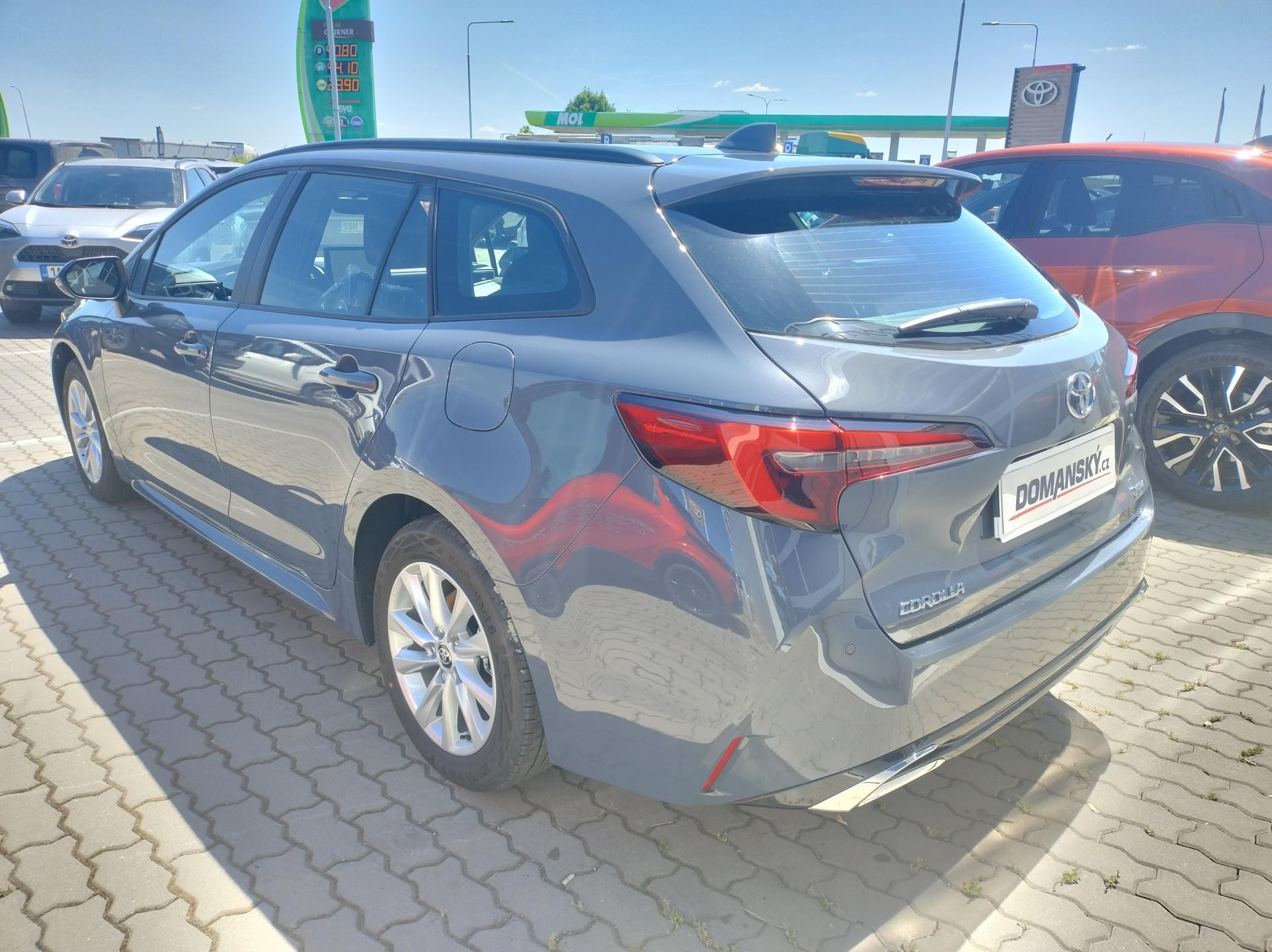 Toyota Corolla, TS 1.8 FHEV Comfort BUSINESS - fotka 3