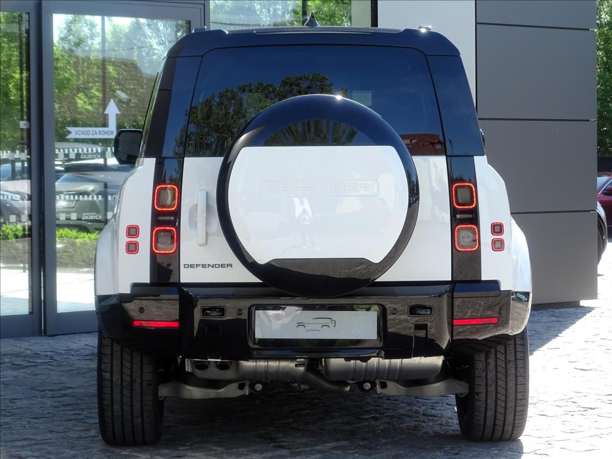 Land Rover Defender, 110 D250 X-DYNAMIC SE - fotka 3
