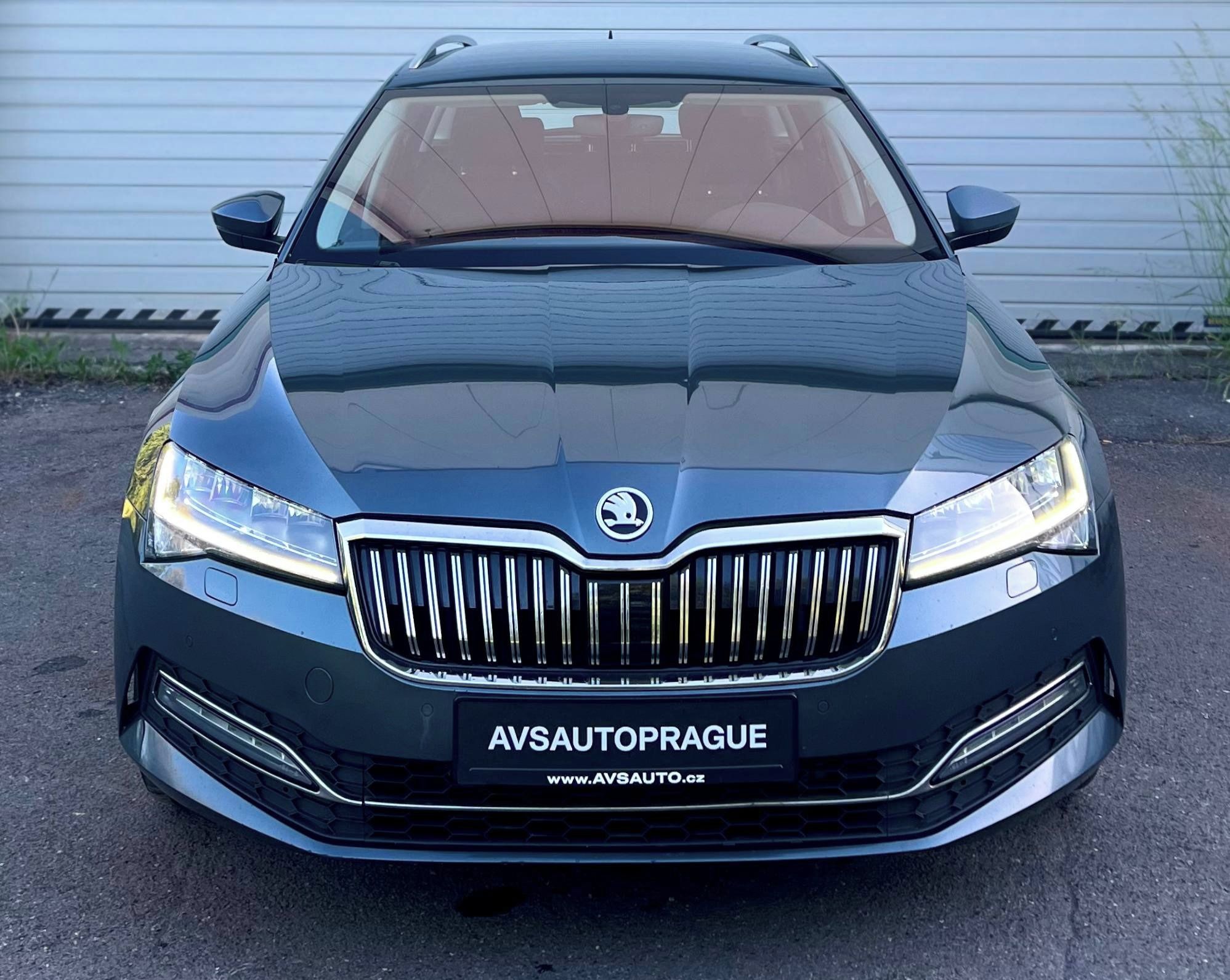 Škoda Superb, KOMBI 2.0 TDI 2020 1 MAJITEL - fotka 2