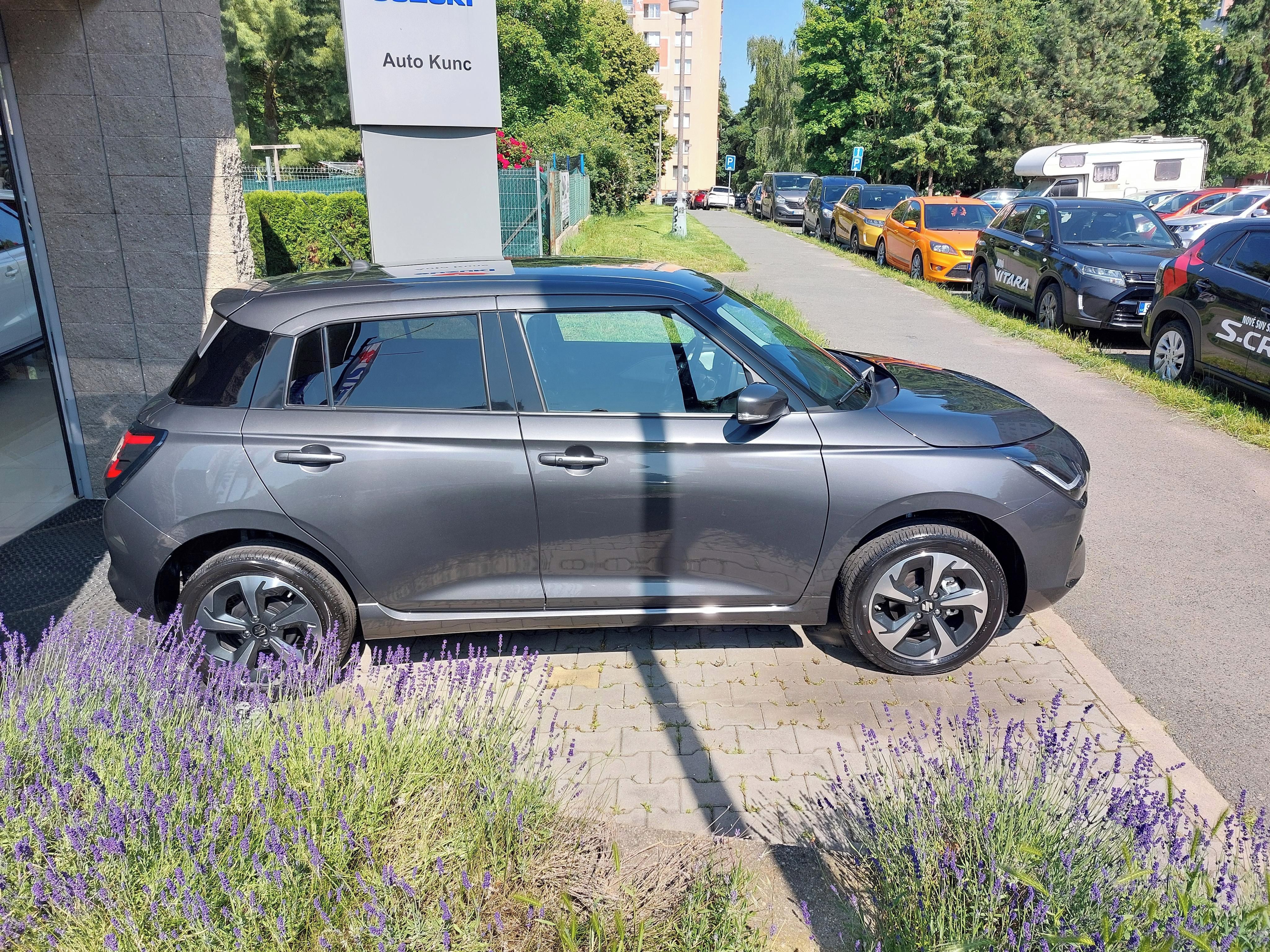 Suzuki Swift, 1.2 Elegance AT Hybrid - fotka 5