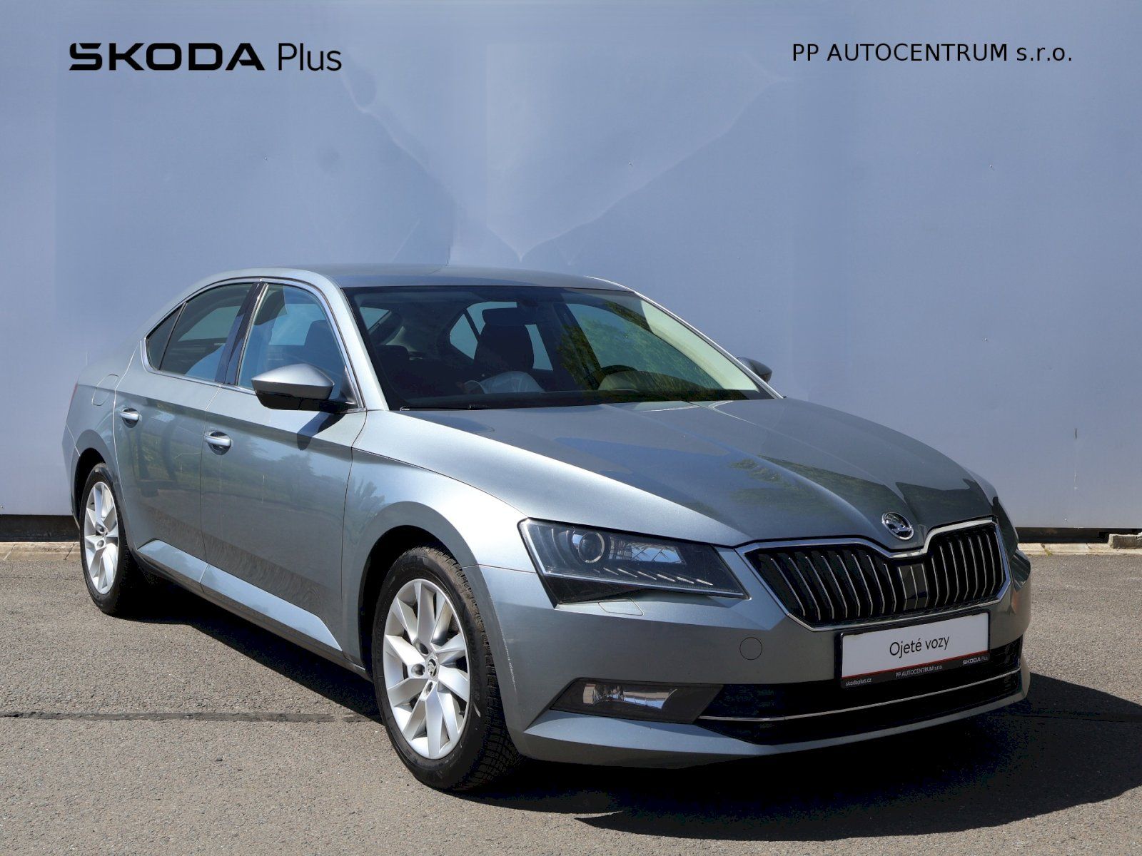 Škoda Superb, Ambition 2.0TDI 110kW - fotka 6