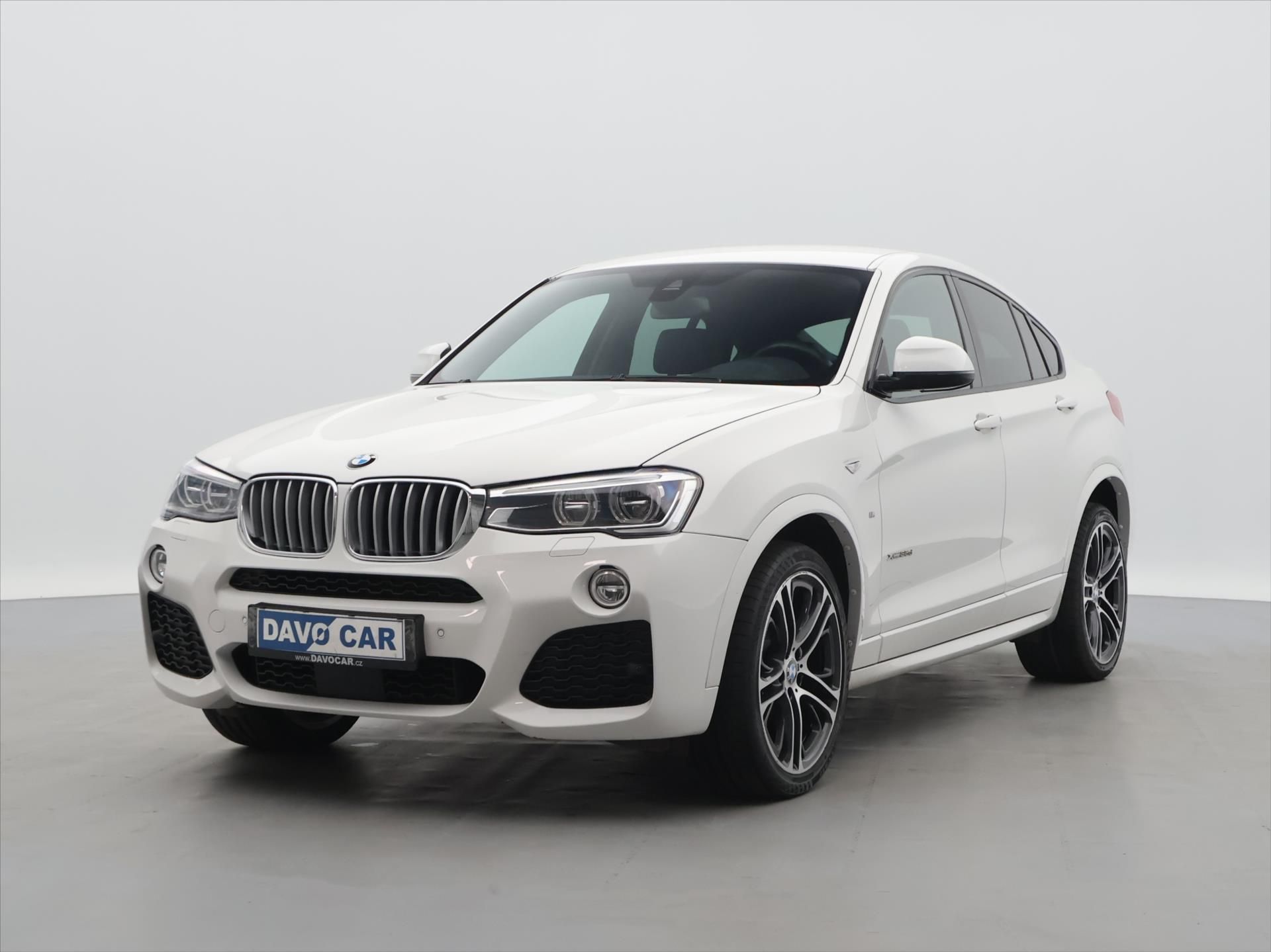 BMW X4, 3,0 35xD 230kW CZ M-paket DPH - fotka 3