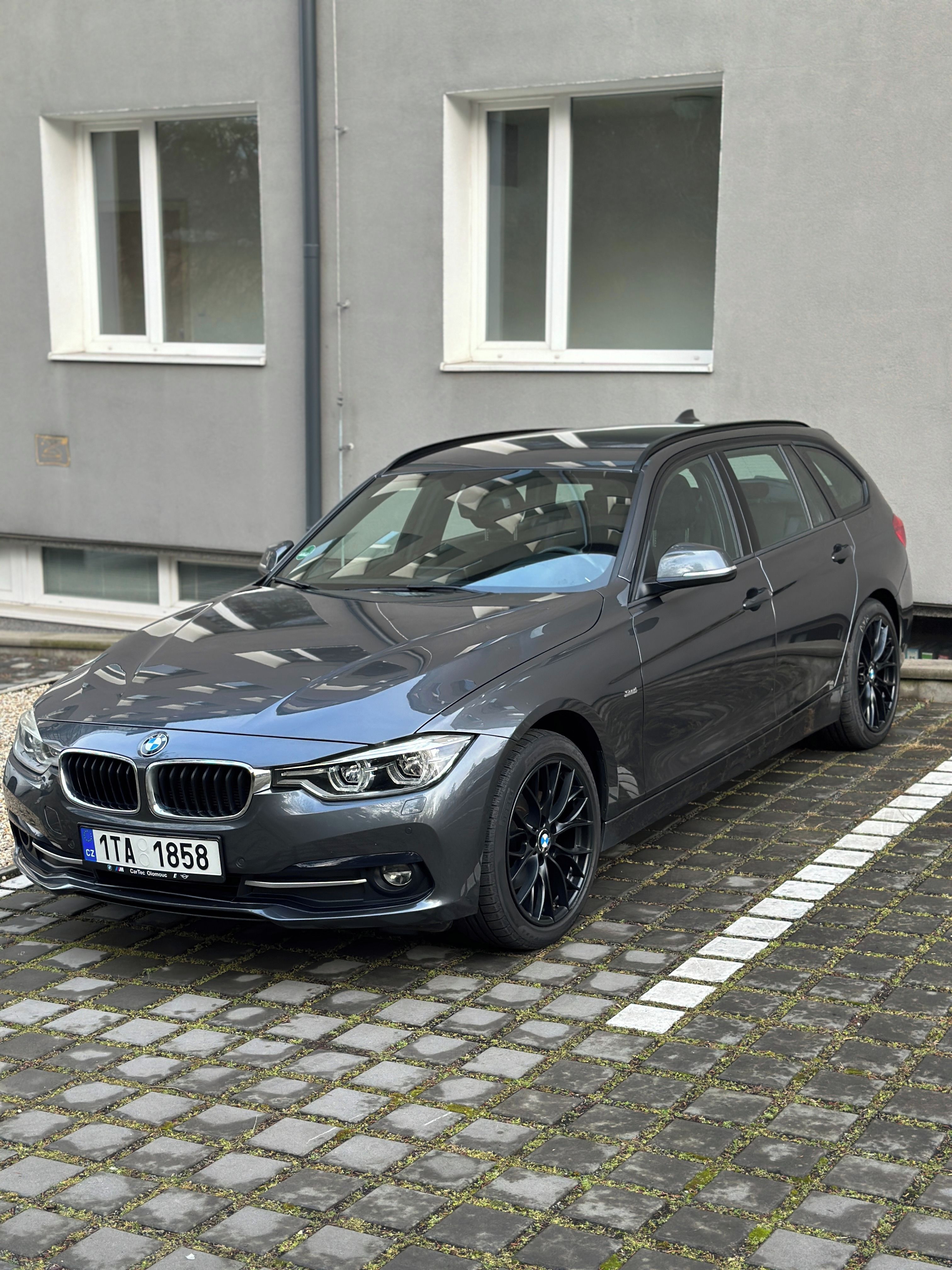 BMW Řada 3, BMW 320d xDrive Touring Sport