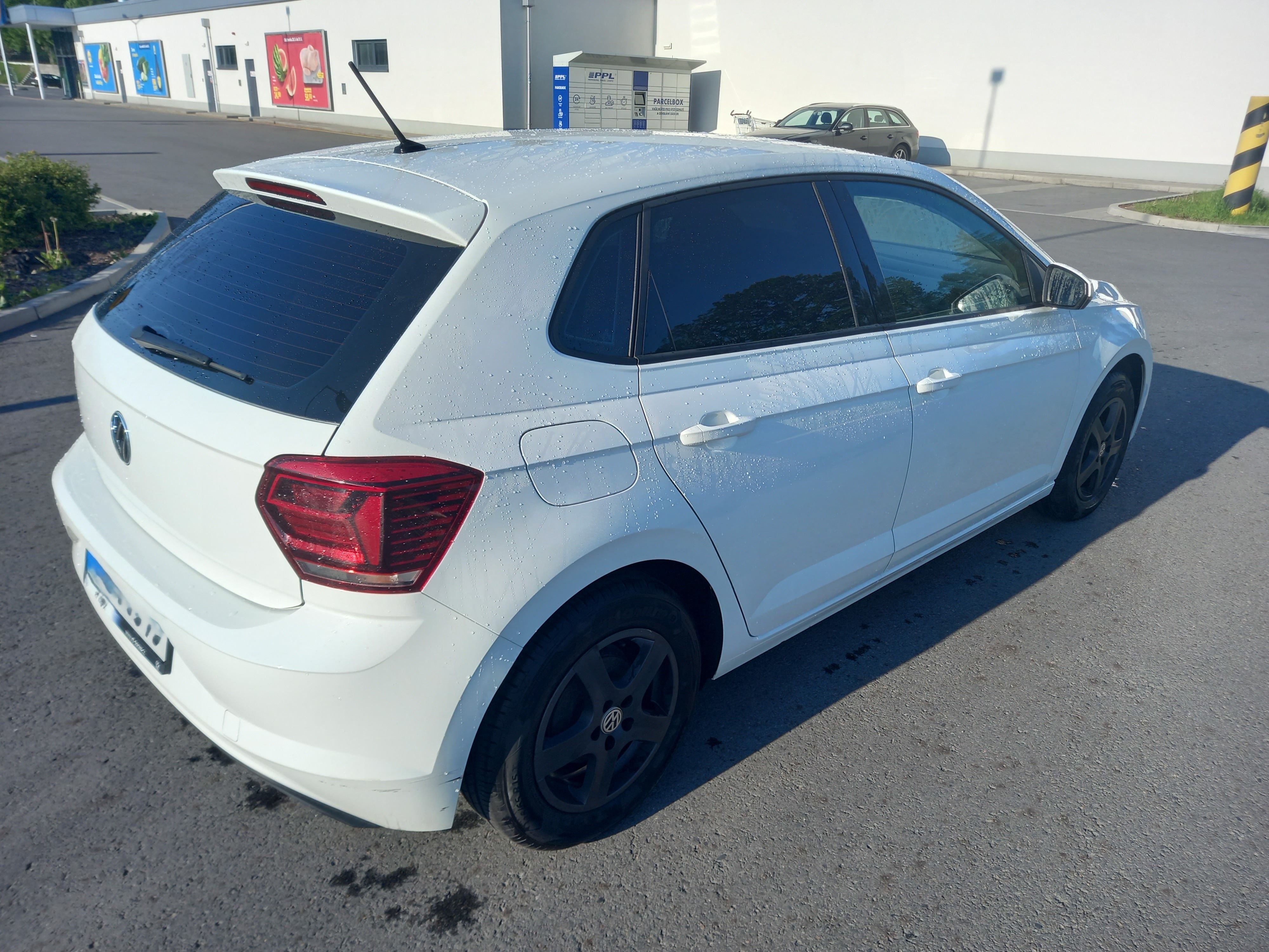 Volkswagen Polo, VW Polo 1,0 TSi - fotka 5