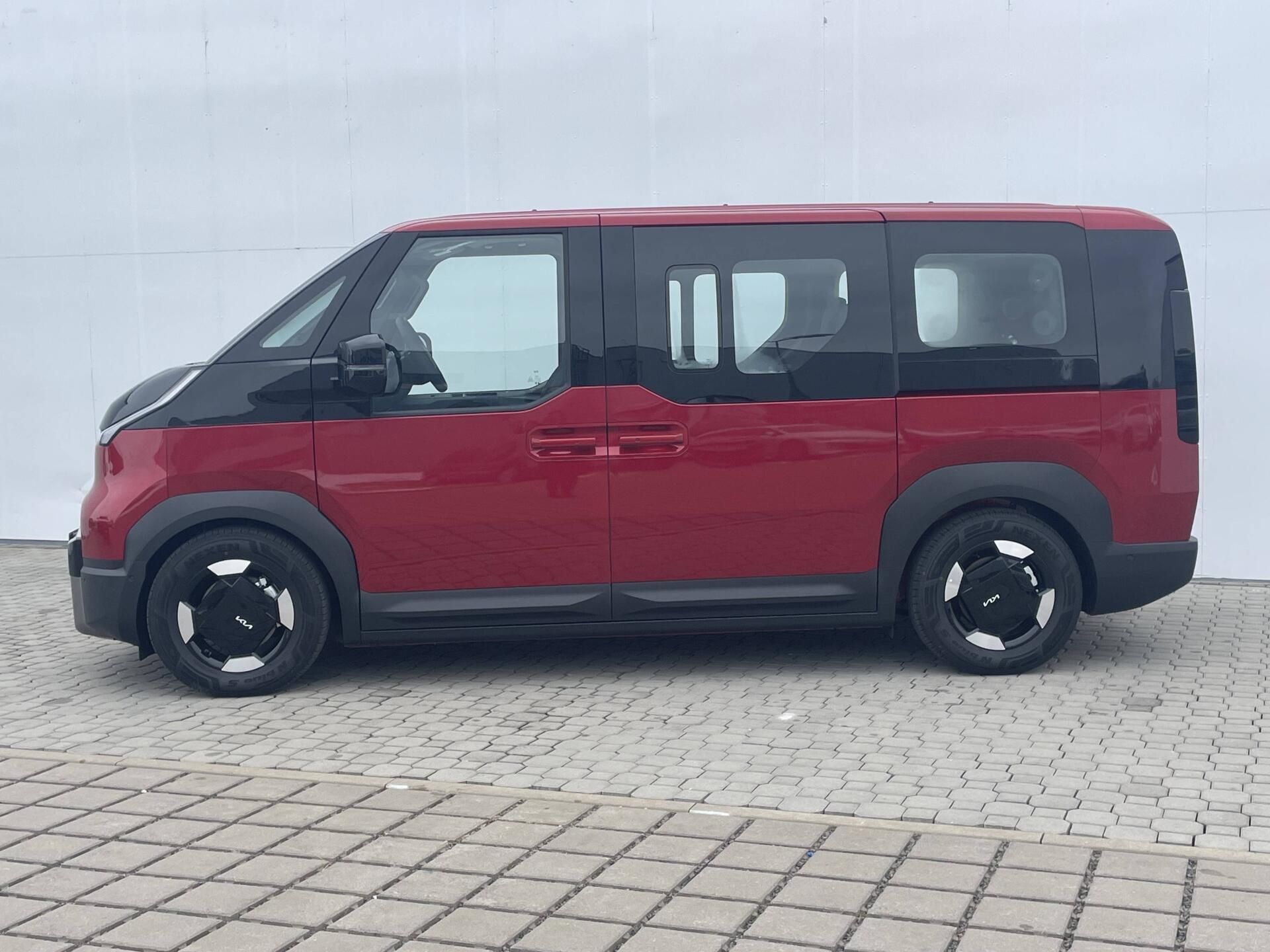 Kia PV5, ELITE 71,2 kWh - fotka 3