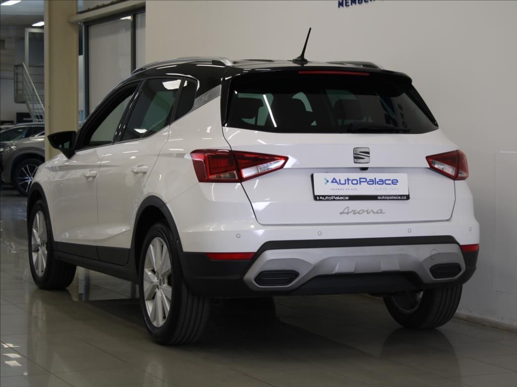 Seat Arona, 1,0 TSi DSG Xperience 5L.Zár. - fotka 3