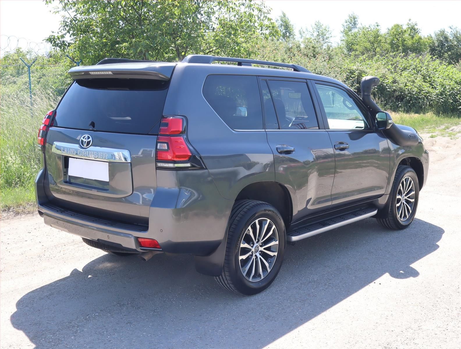 Toyota Land Cruiser, 2.8 D-4D, Premium - fotka 5