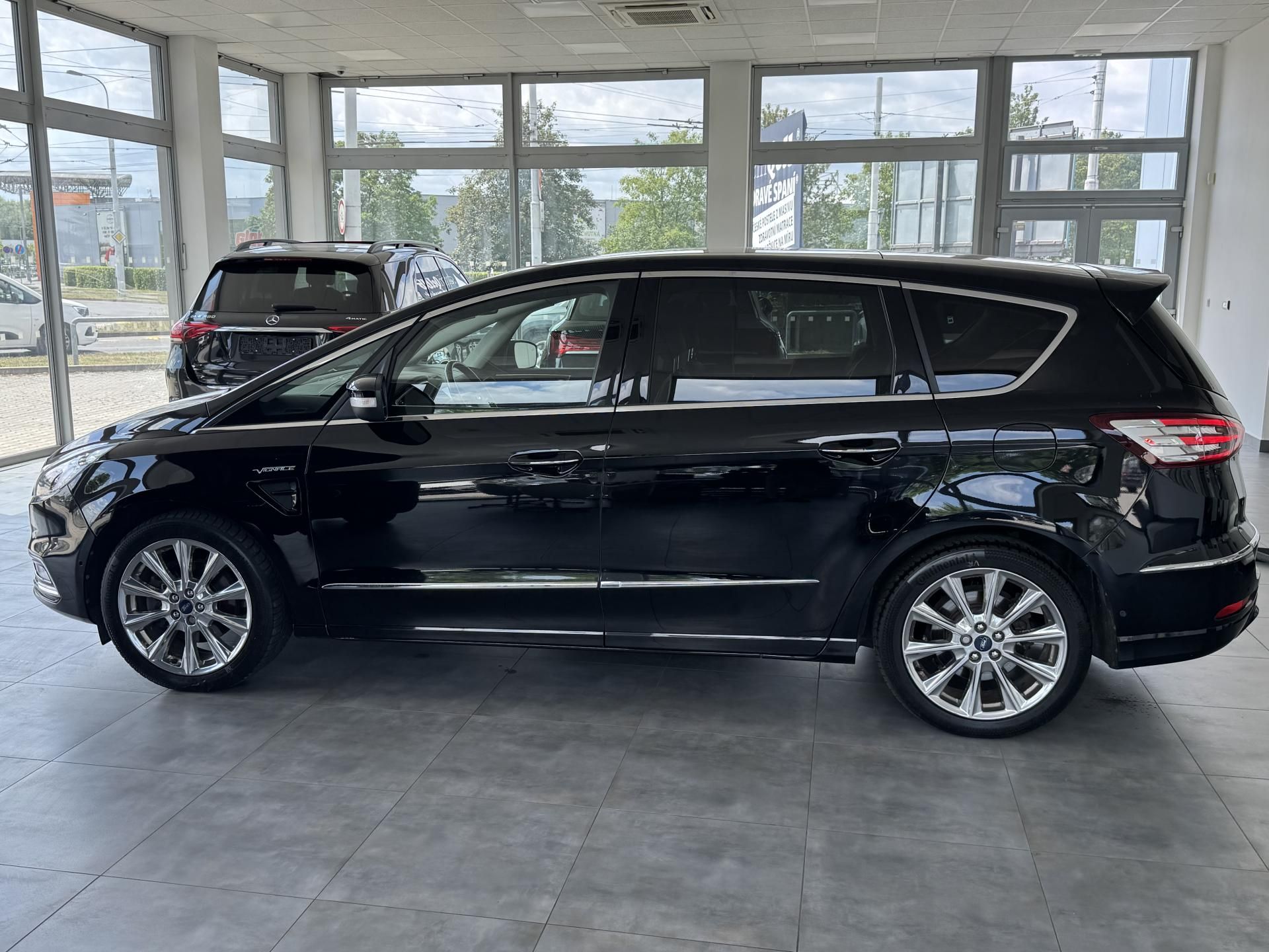 Ford S-MAX, 2,0SCTi AUT. VIGNALE 7.MÍST - fotka 4