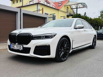 BMW 745Le xDrive