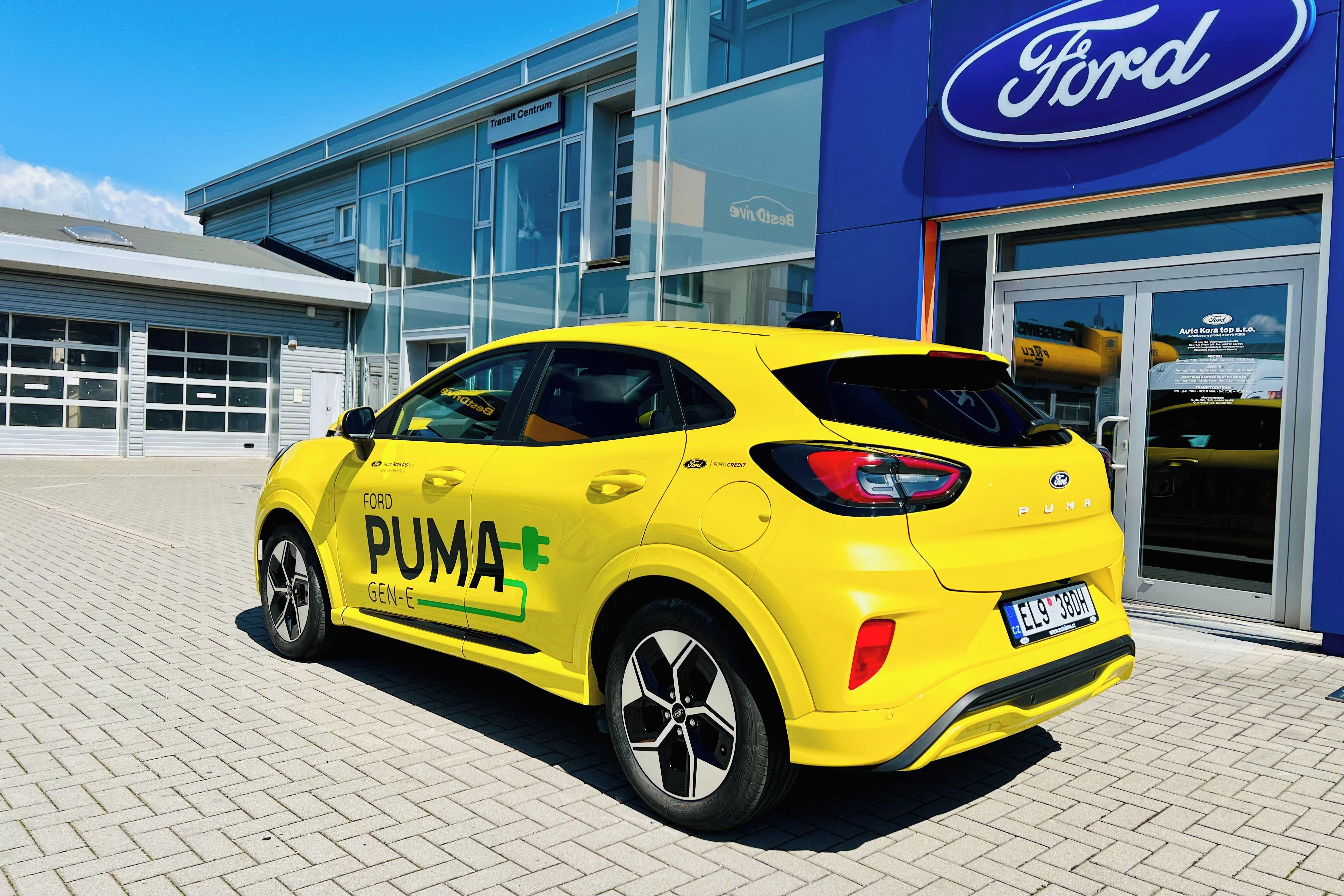 Ford Puma, EL 43kWh 2025 ČR Dealer FORD - fotka 3