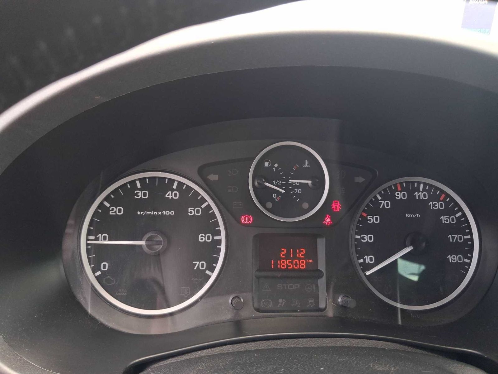 Peugeot Partner, 1.6 16V, 5Míst, Klima, ČR - fotka 3