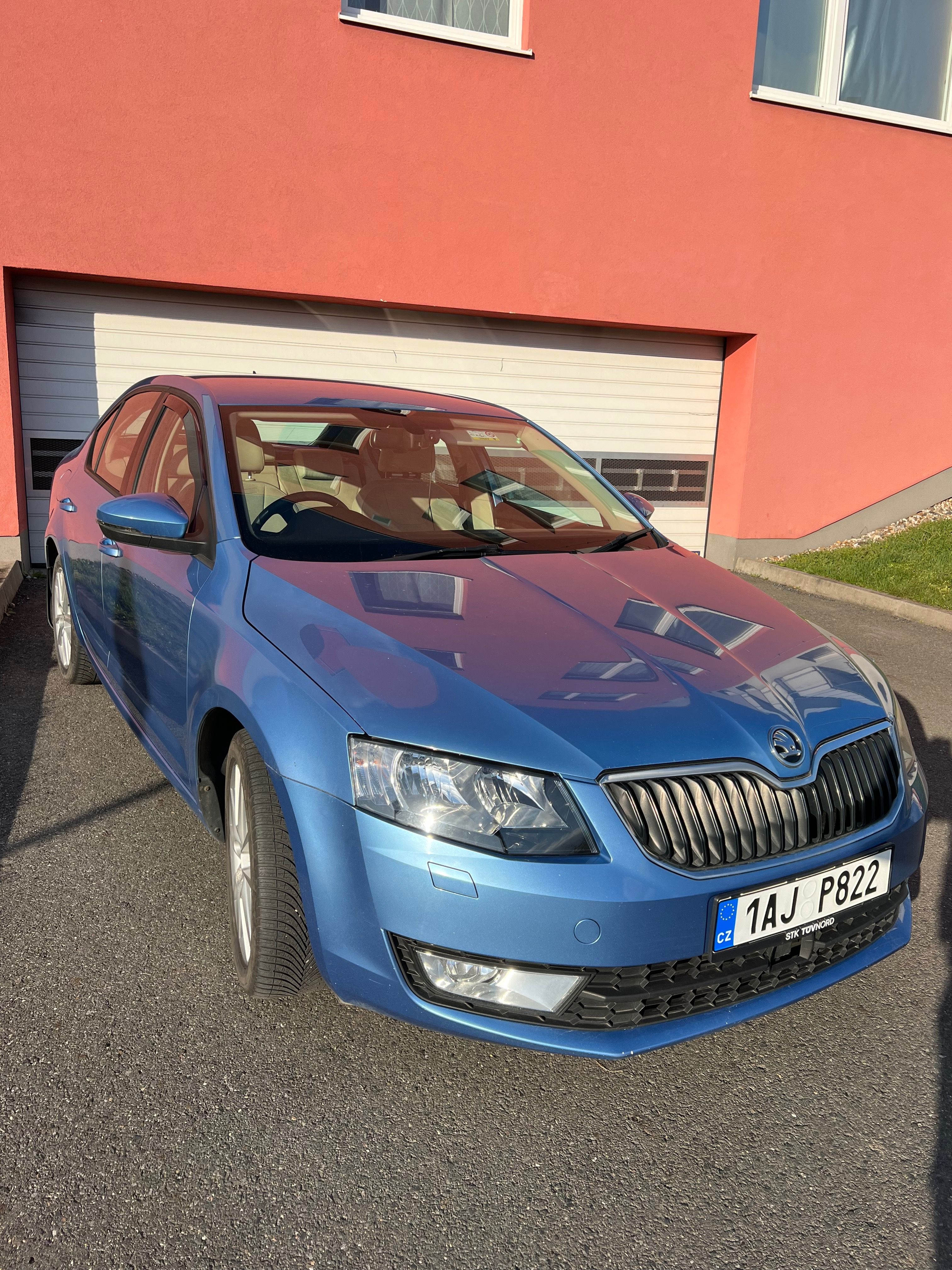 Škoda Octavia, 2 TDI - fotka 2