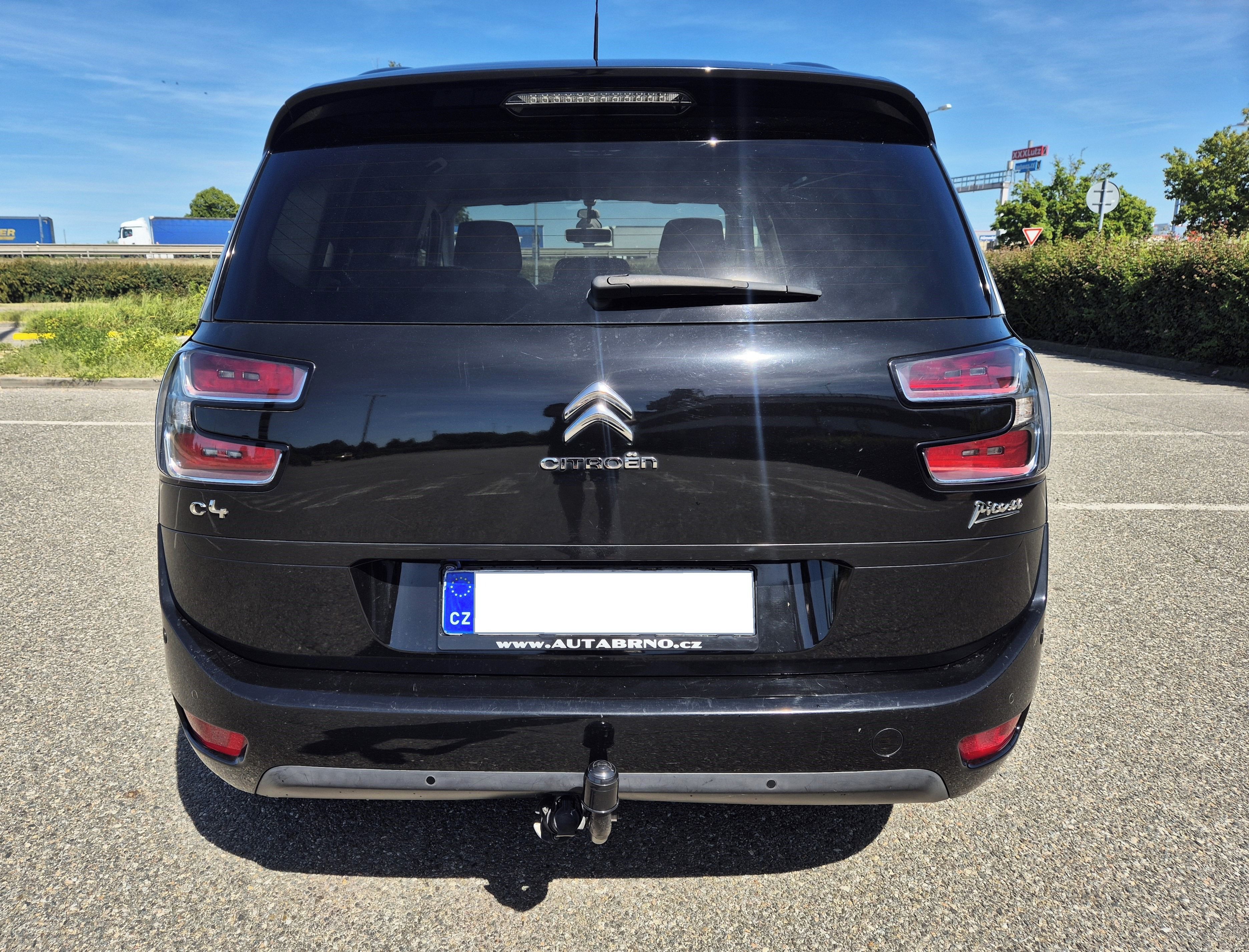 Citroën Grand C4 Picasso, 1.6 115KW LED KEYLESS GO 7MÍST - fotka 6