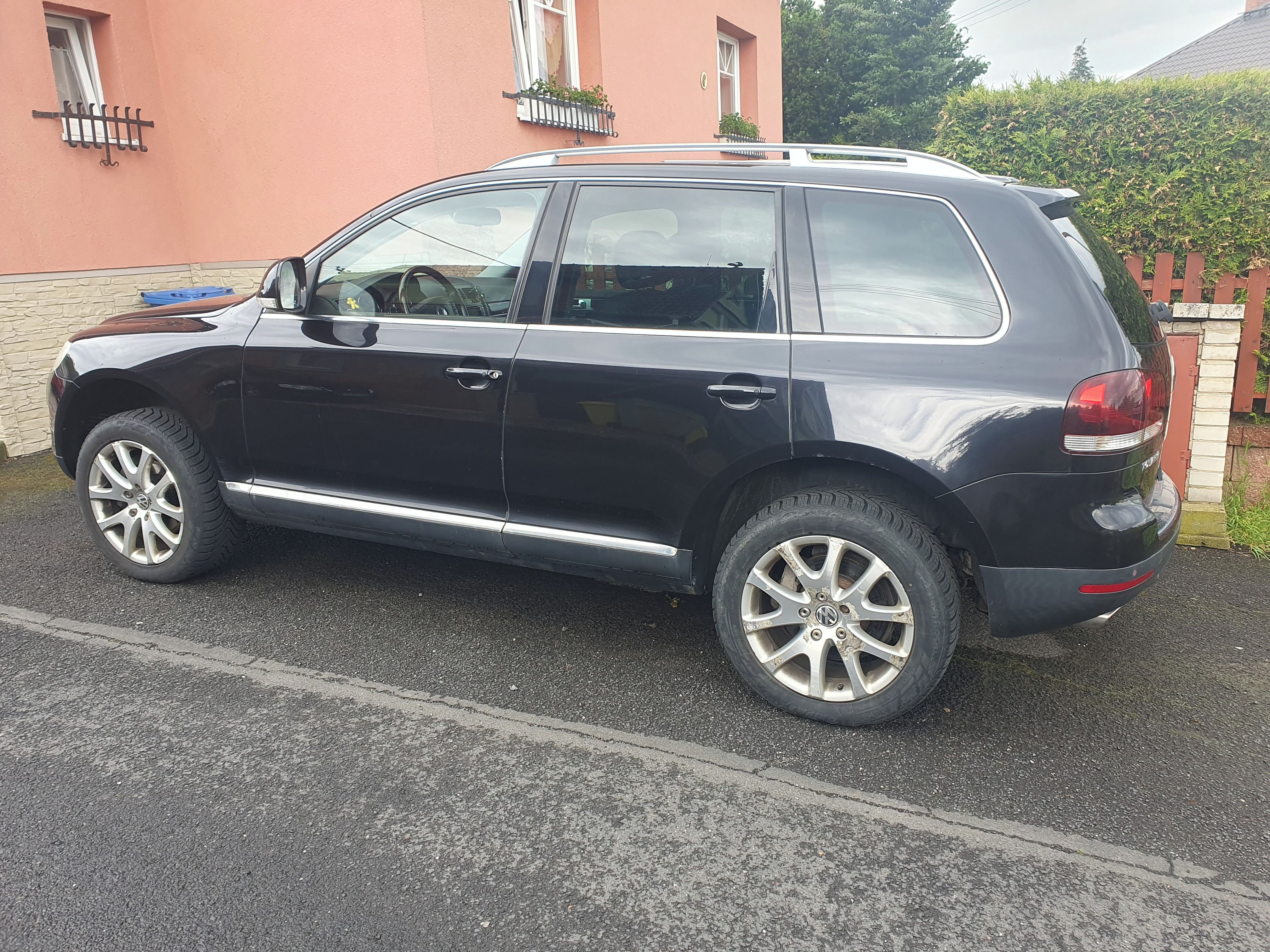 Volkswagen Touareg, 3 l diesel - fotka 4