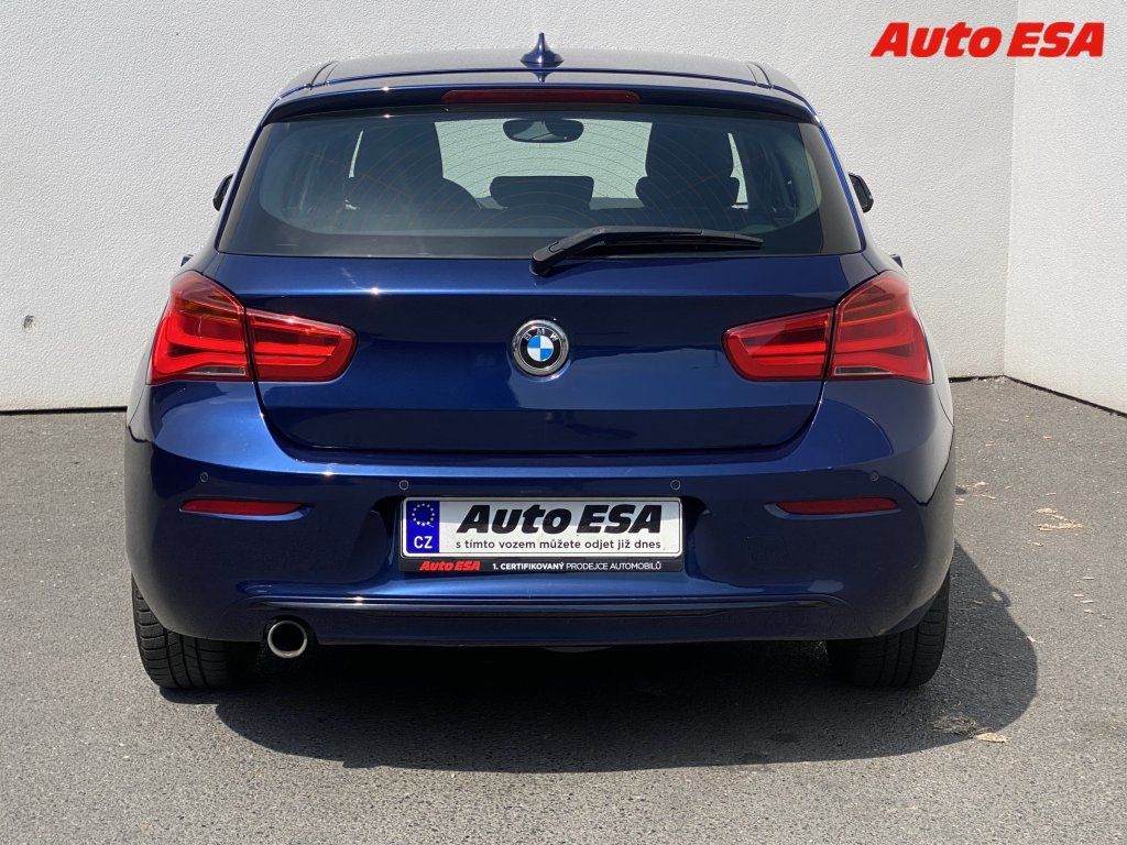 BMW Řada 1, 2.0d 118d - fotka 5