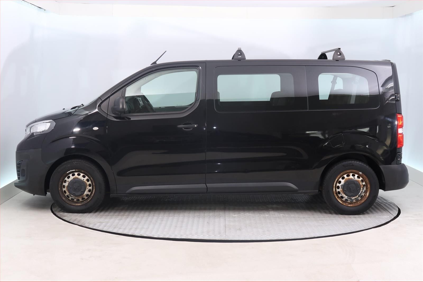Peugeot Expert, 1.6 BlueHDi, Bus, 8Míst, Klima - fotka 3