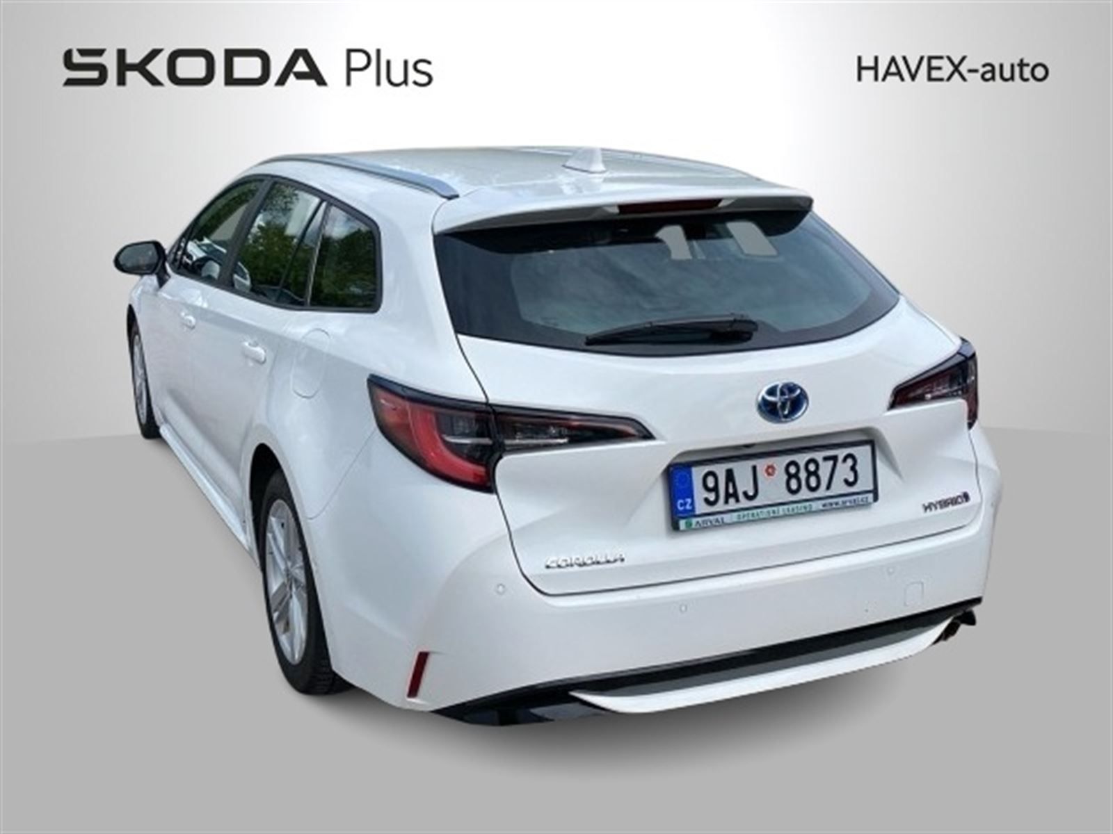 Toyota Corolla, TS 2.0 Hybrid e-CVT AT Comfort - fotka 2