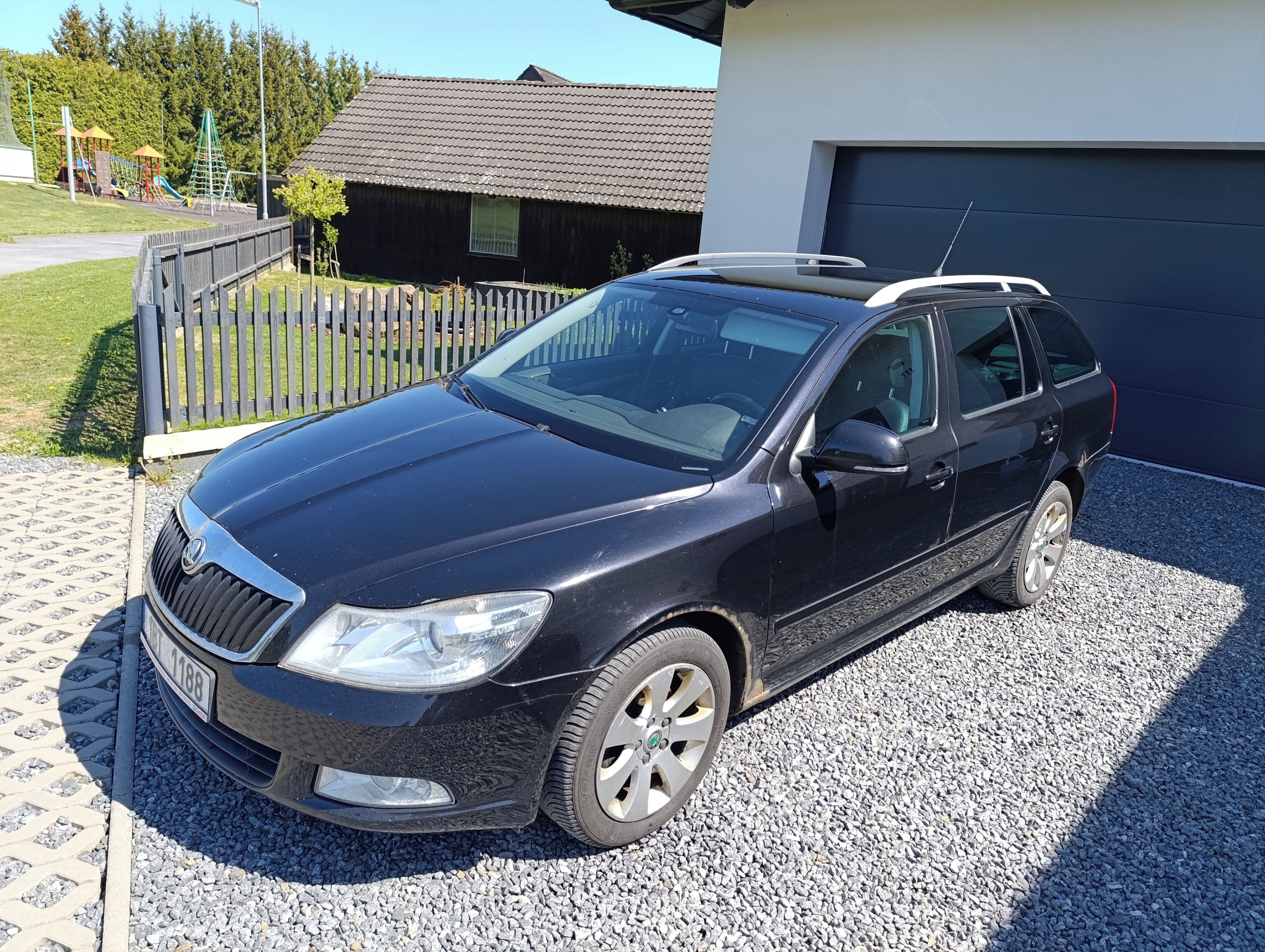 Škoda Octavia, 2.0 TDI - fotka 3