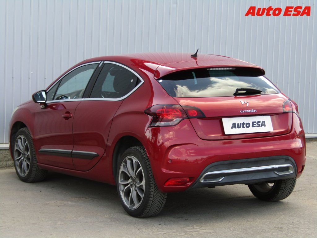 DS 4, 2.0 HDi,navi,kůže - fotka 6