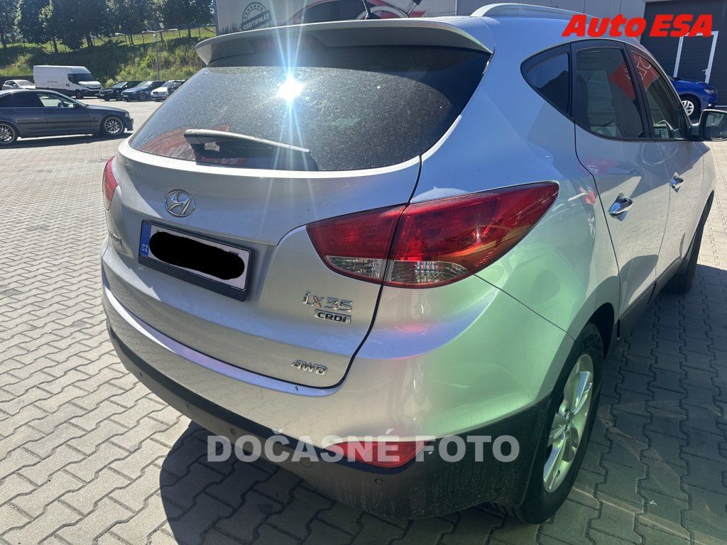 Hyundai ix35, 2.0CRDi - fotka 2