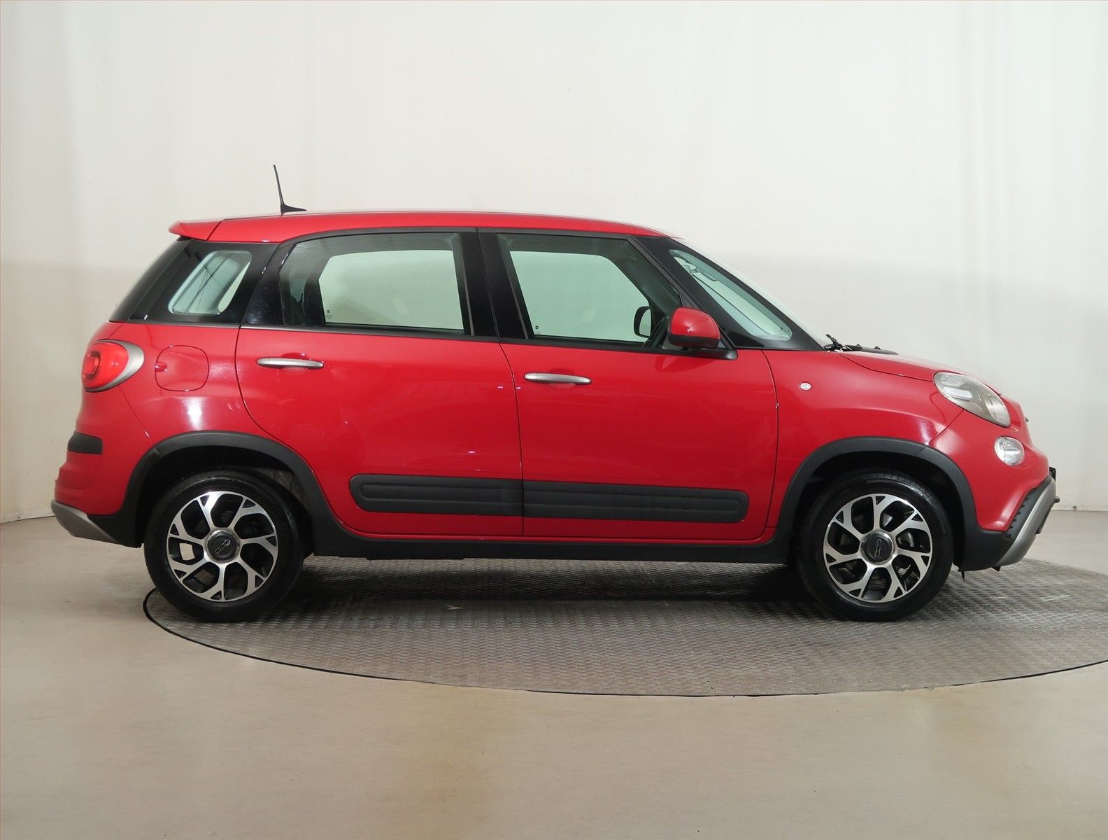 Fiat 500L, 1.4 16V, ČR,1.maj, Serv.kniha - fotka 6