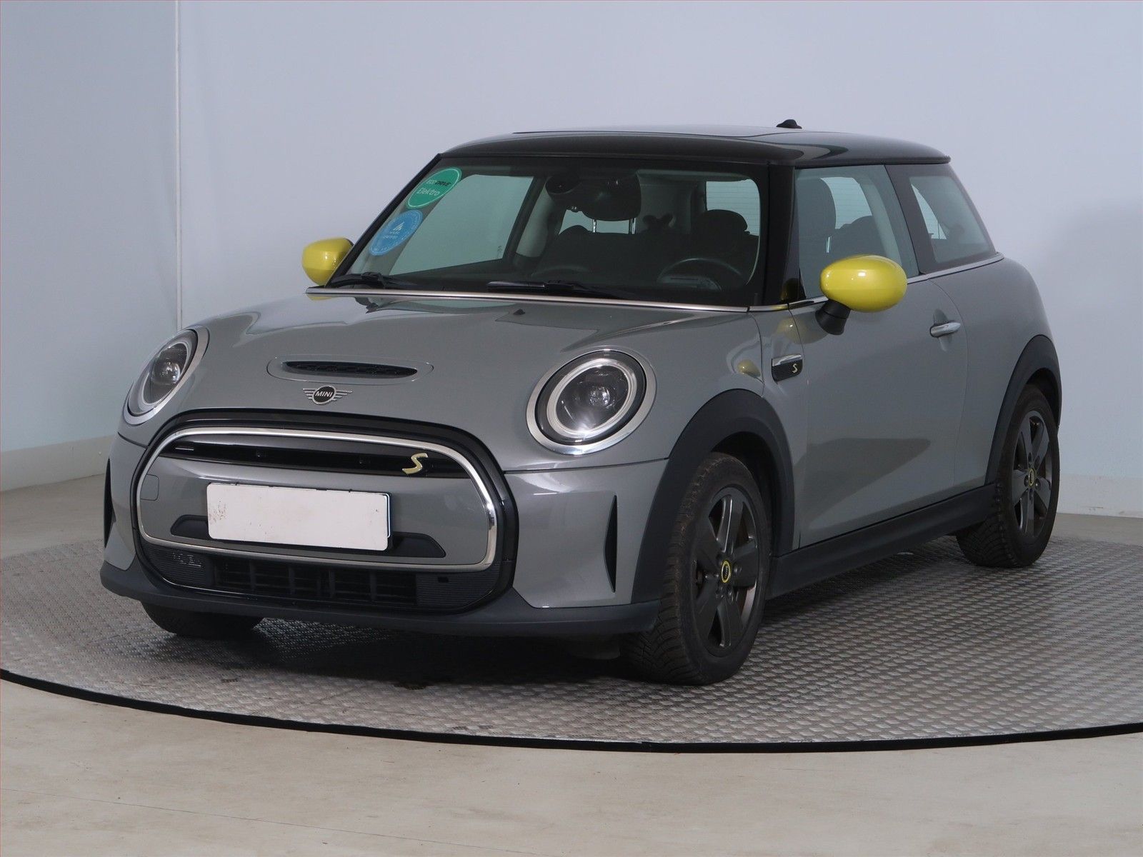 Mini, Cooper SE 32 kWh, SoH 94% - fotka 2