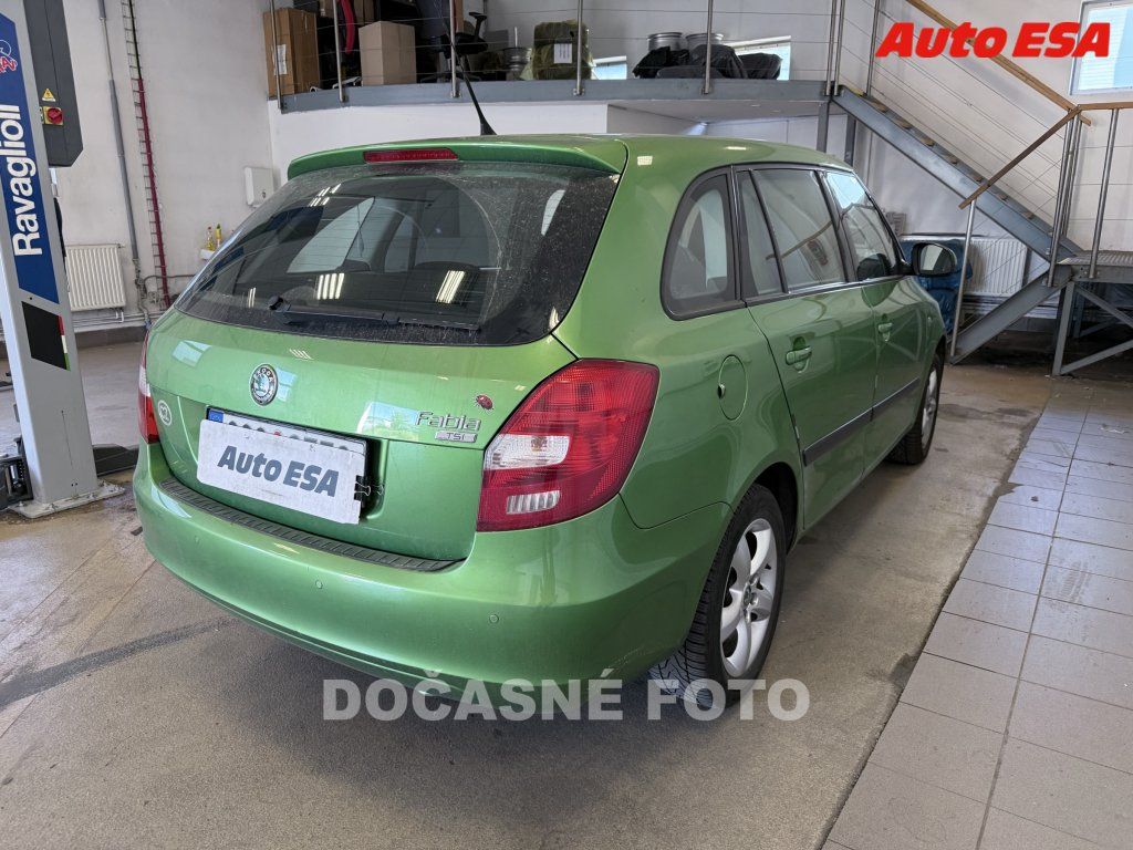 Škoda Fabia, 1.2 TSI,ČR - fotka 2