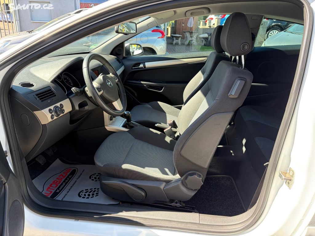 Opel Astra, 1,4 GTC, PĚKNÝ STAV