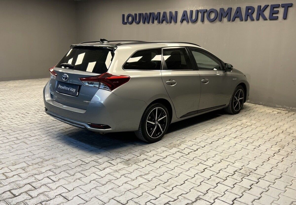 Toyota Auris, 1.8 Hybrid AT SELECTION TS - fotka 2