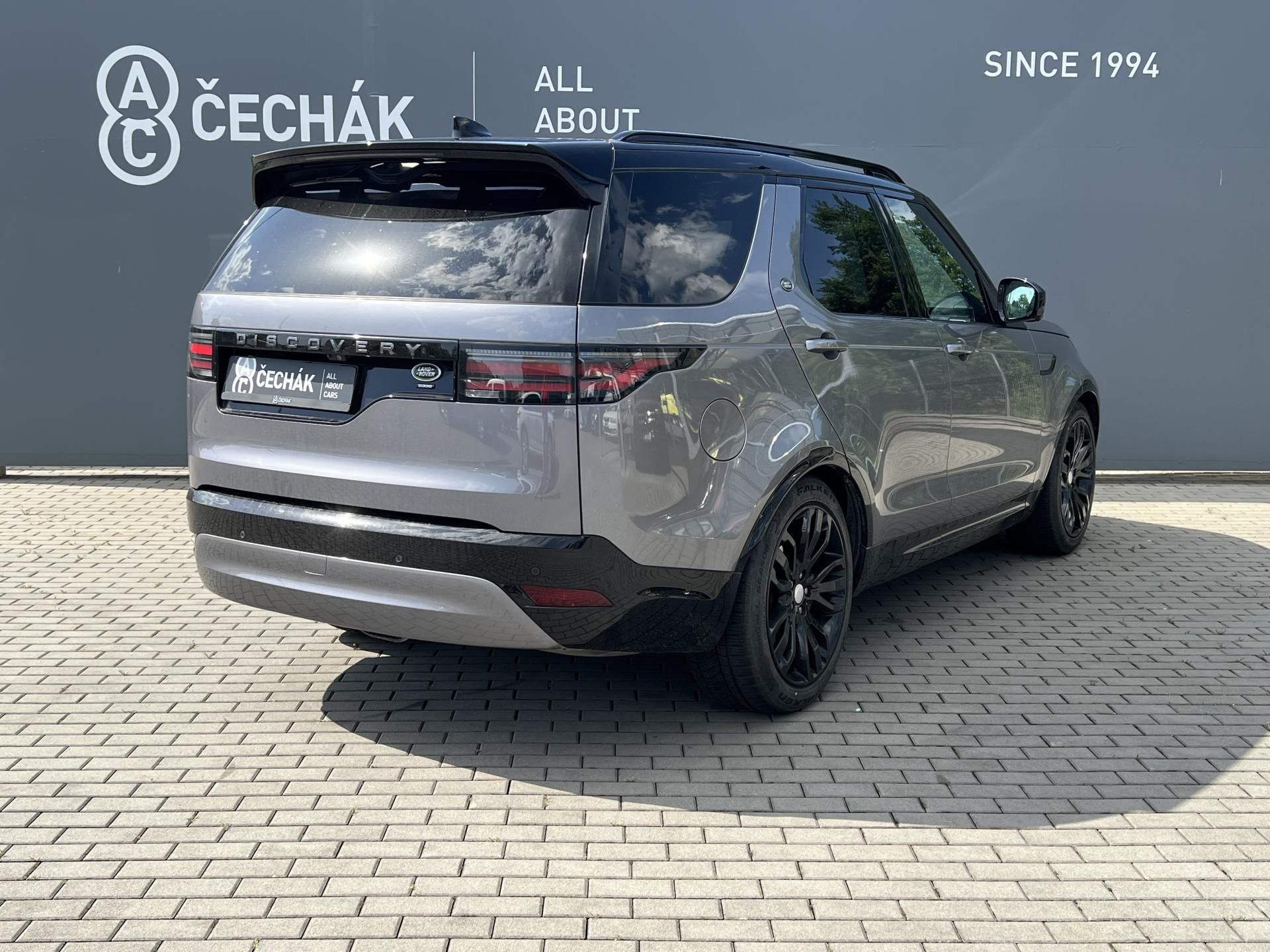 Land Rover Discovery, D300*Dynamic*AWD*DPH - fotka 5