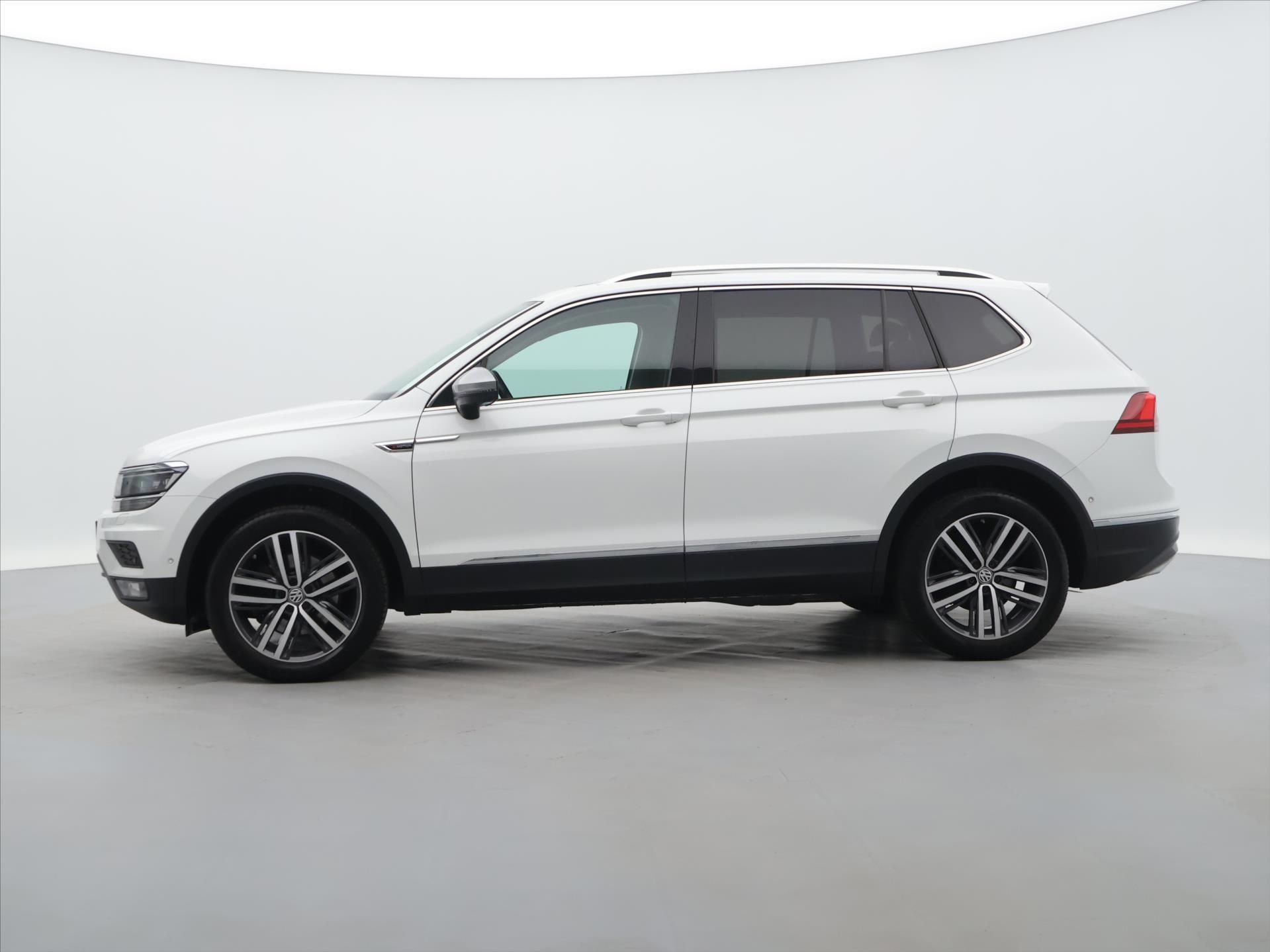Volkswagen Tiguan, 2,0 TSI 162kW 4x4 DSG Allspace - fotka 4