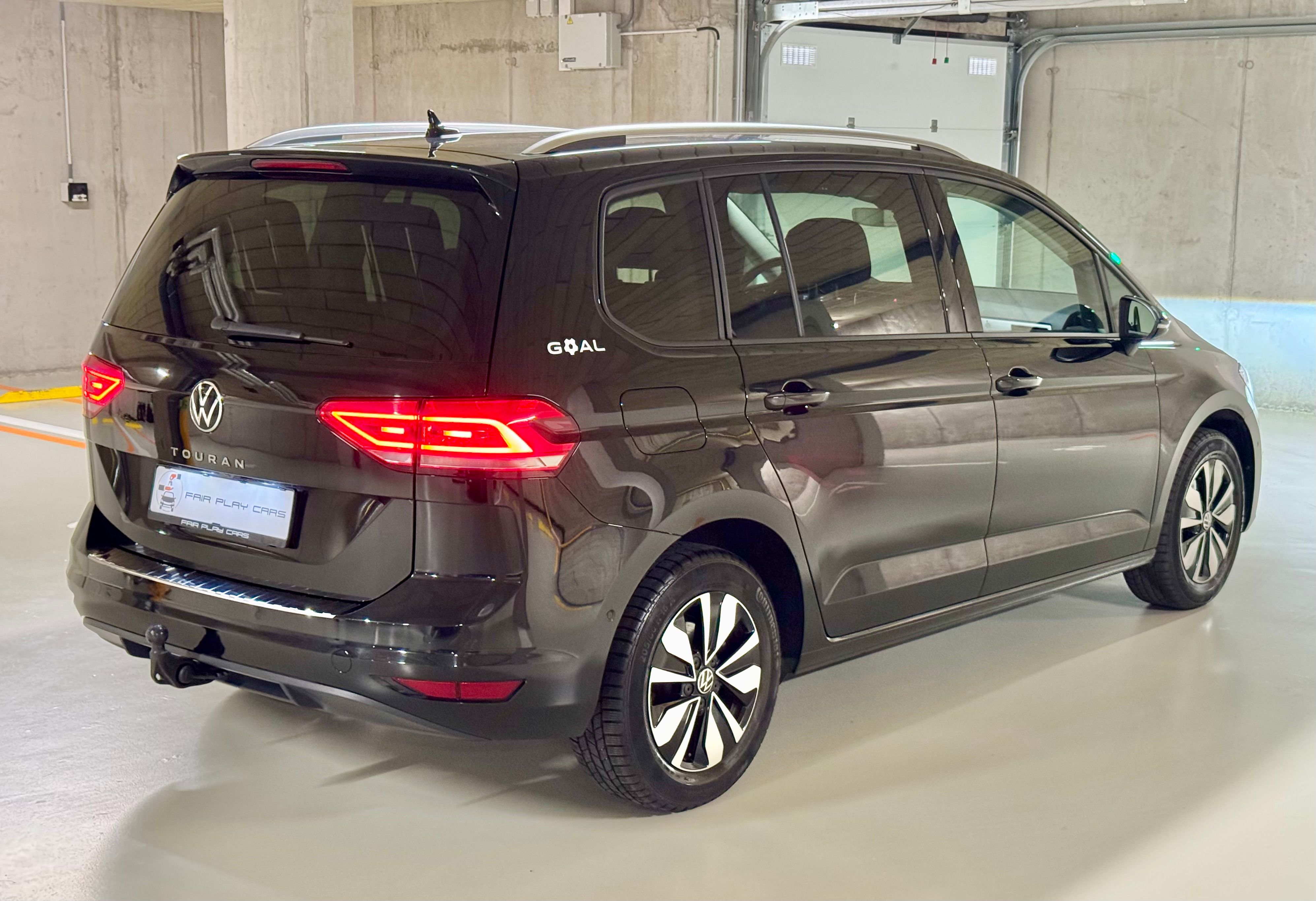Volkswagen Touran, 1.5 TSI - 7 MÍST/TAŽNÉ/MATRIX - fotka 6