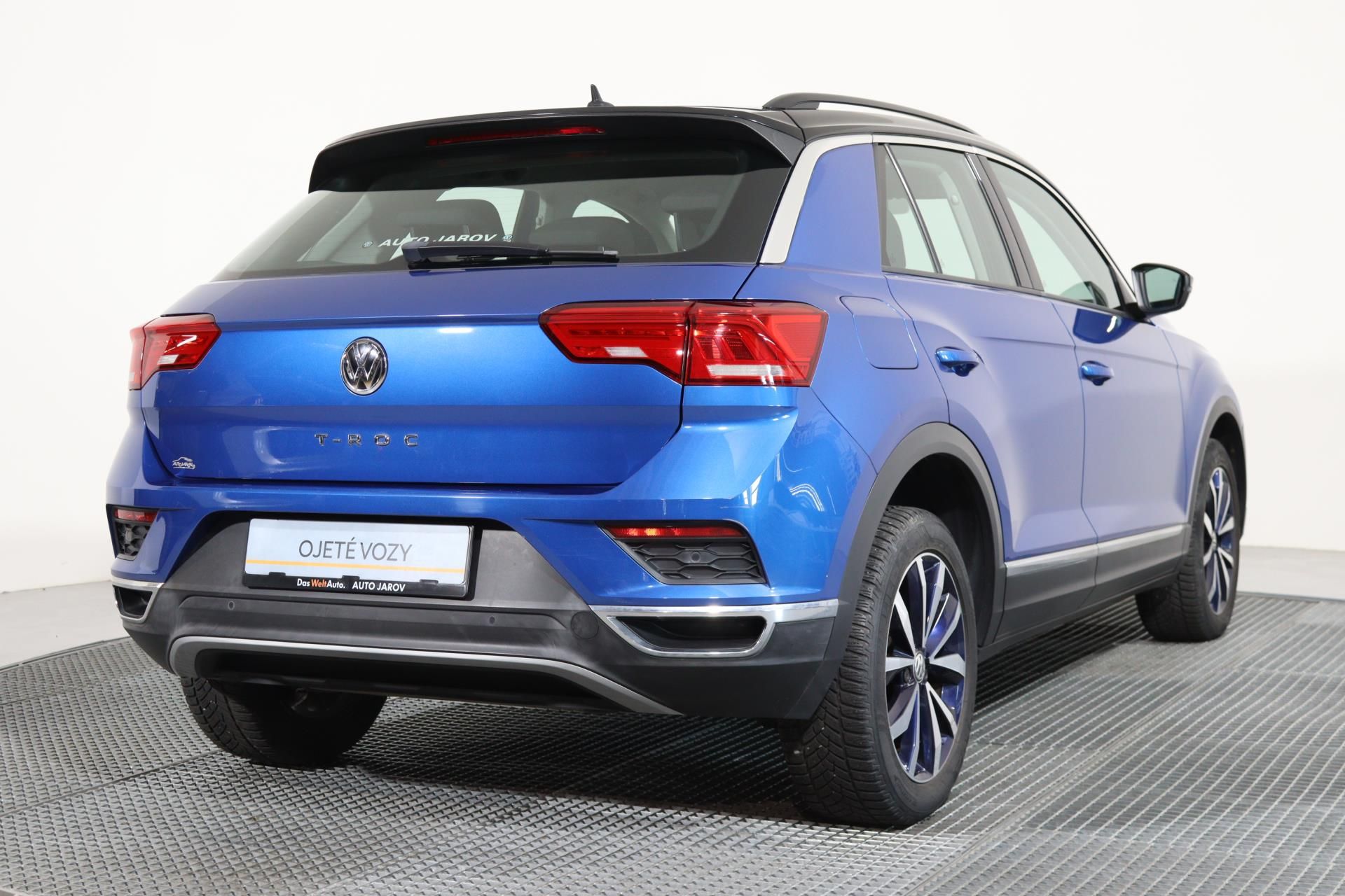 Volkswagen T-Roc, Style 1,5TSI DSG/LED,ACC,P.KAM - fotka 2