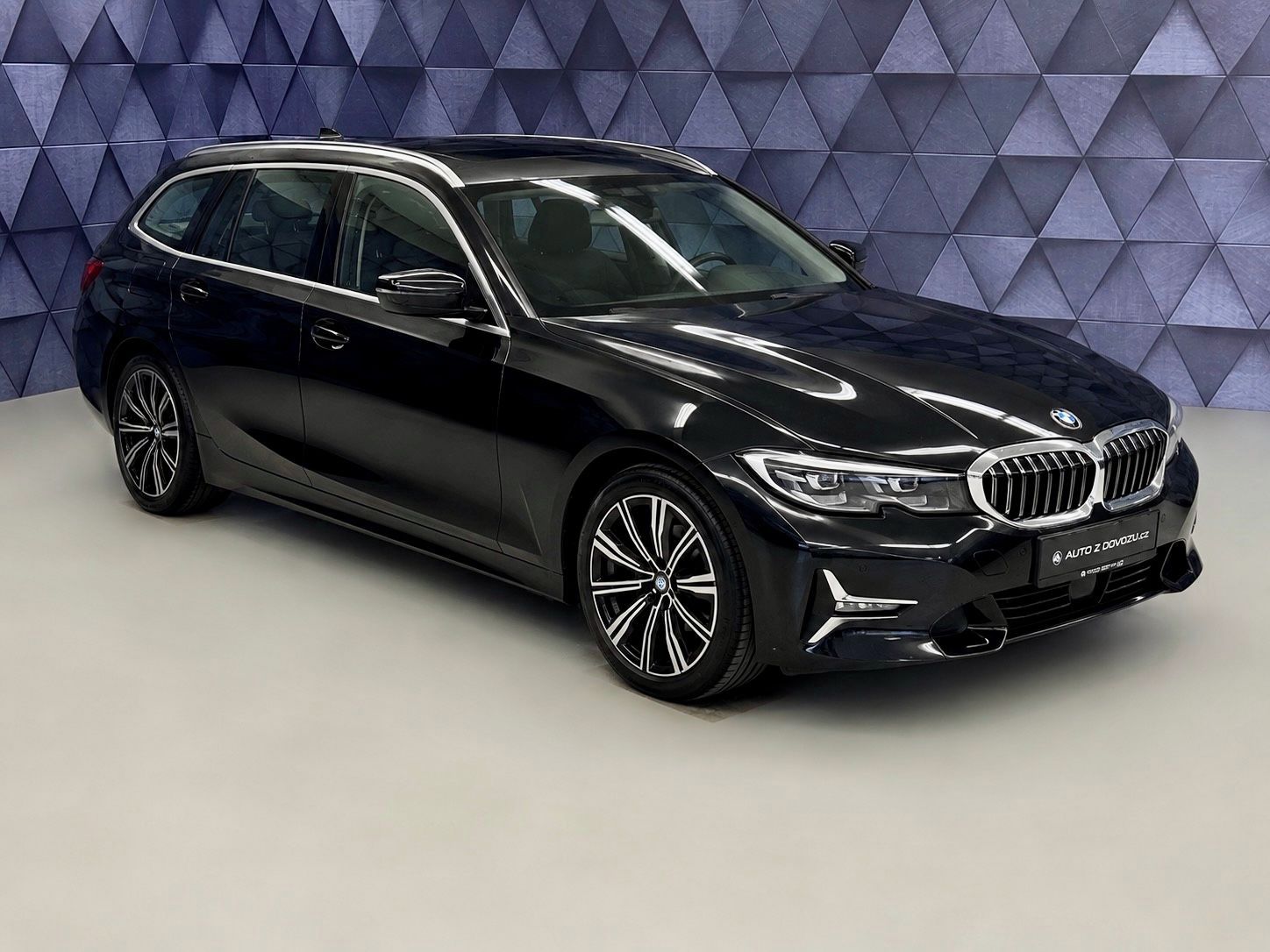 BMW Řada 3, d xDrive LUXURY LINE, PANORAMA - fotka 4