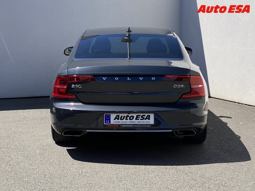 Volvo S90, 2.0D 4x4,ČR,servis.kniha - fotka 5