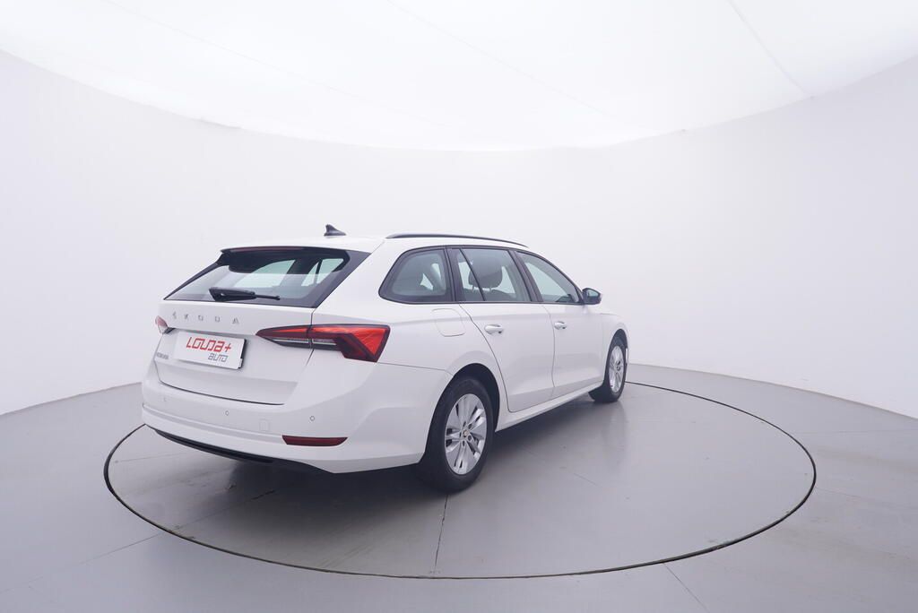 Škoda Octavia, Ambition 2.0 TDI 85 kW - fotka 5