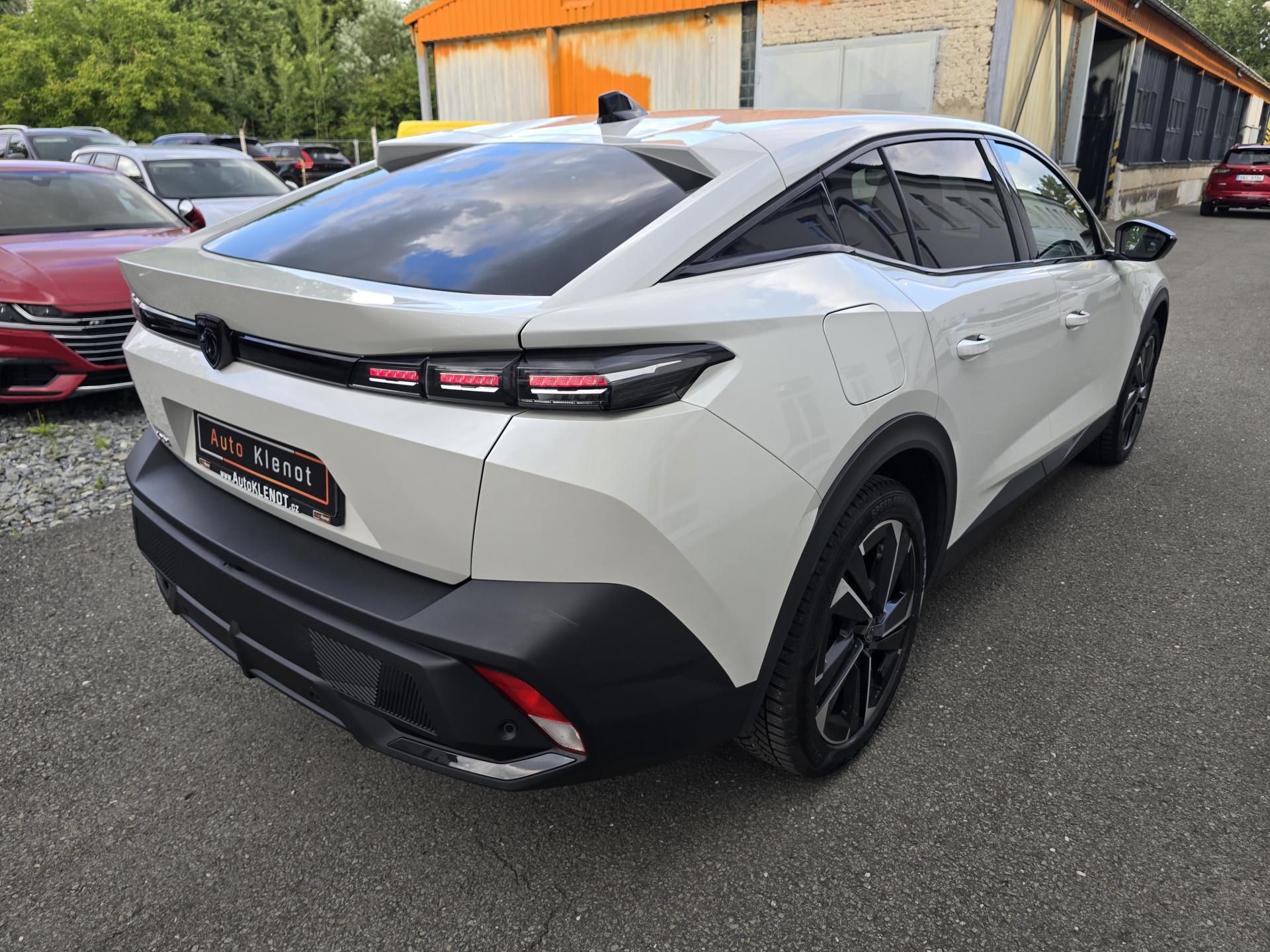 Peugeot 408, ALLURE 96kW KAMERA NAVI ČR-DPH - fotka 4