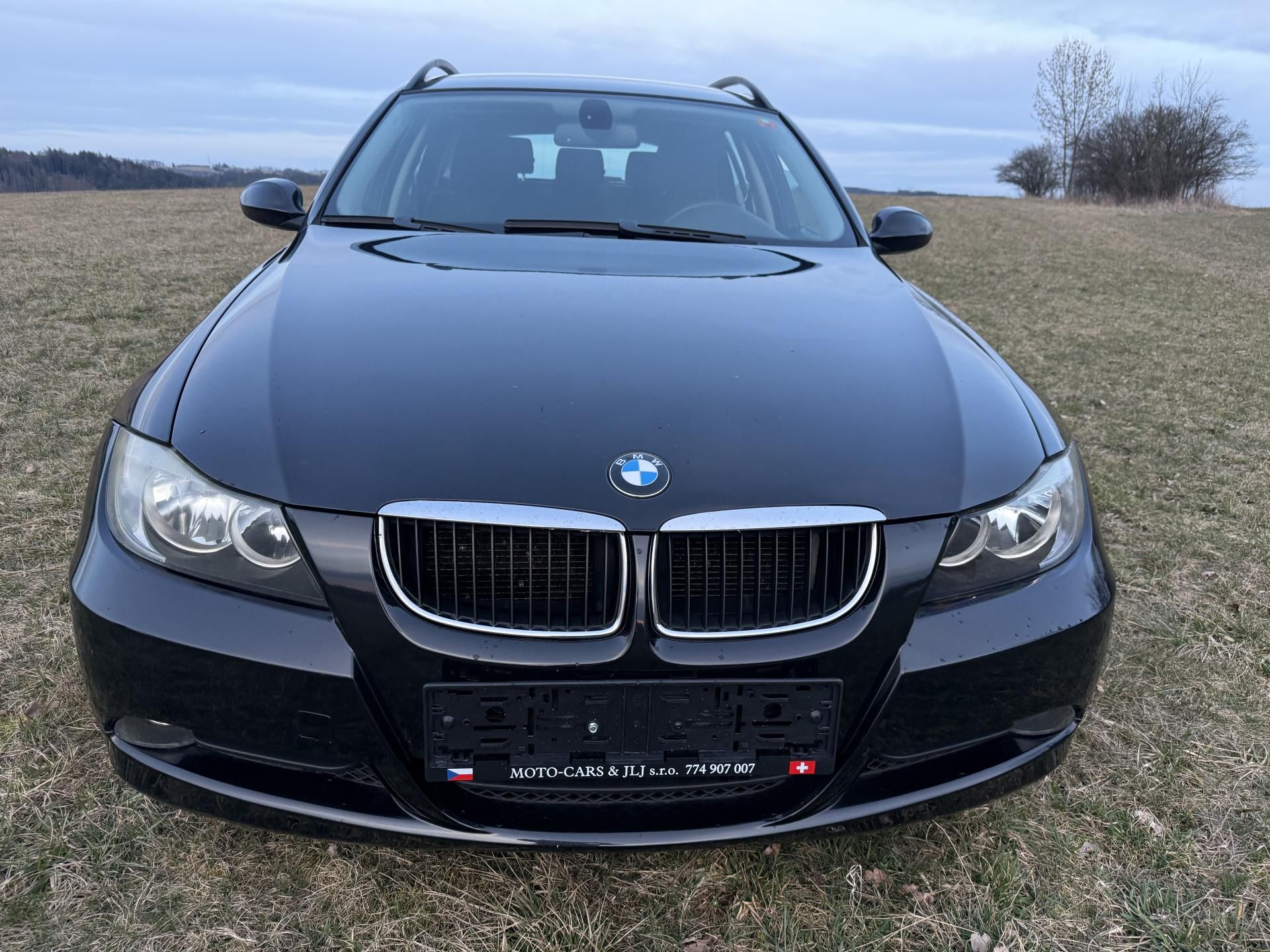 BMW Řada 3, 2.0 110 kw - fotka 3