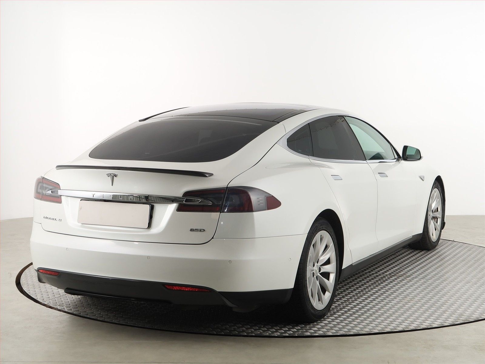 Tesla Model S, 85D, 4X4, Automat, Serv.kniha - fotka 5