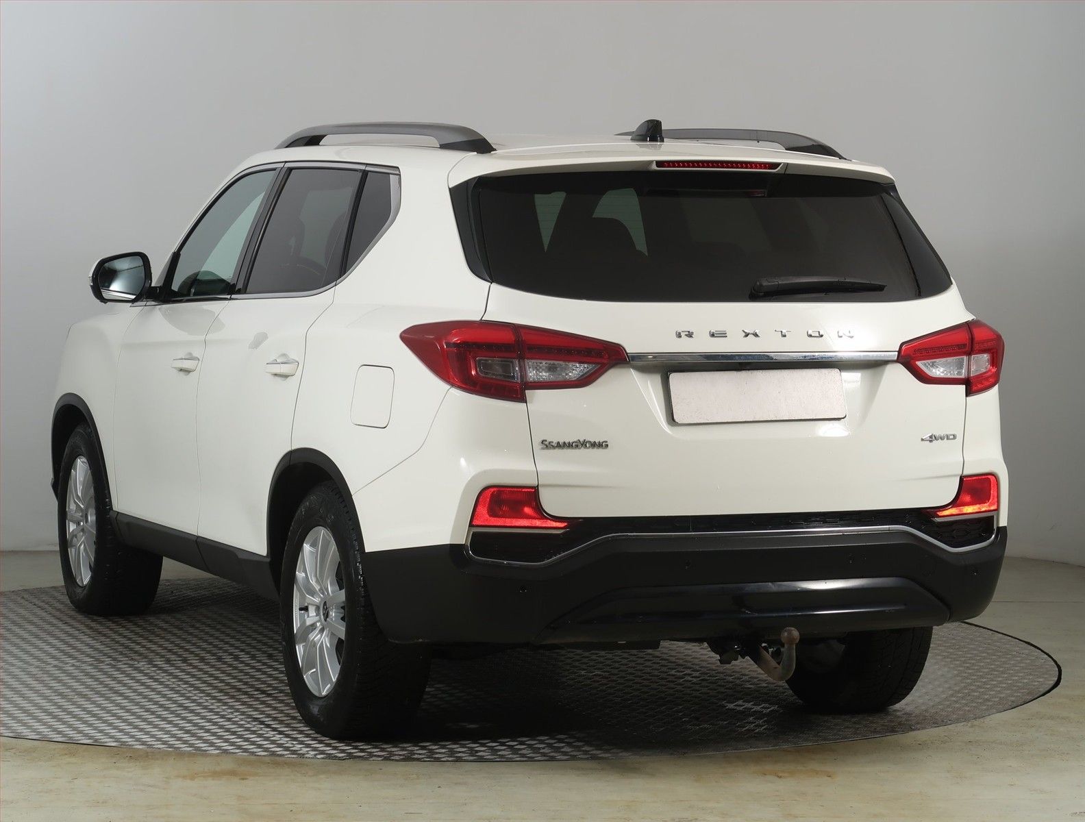 SsangYong Rexton, 2.2 Diesel, 4X4, Automat - fotka 4